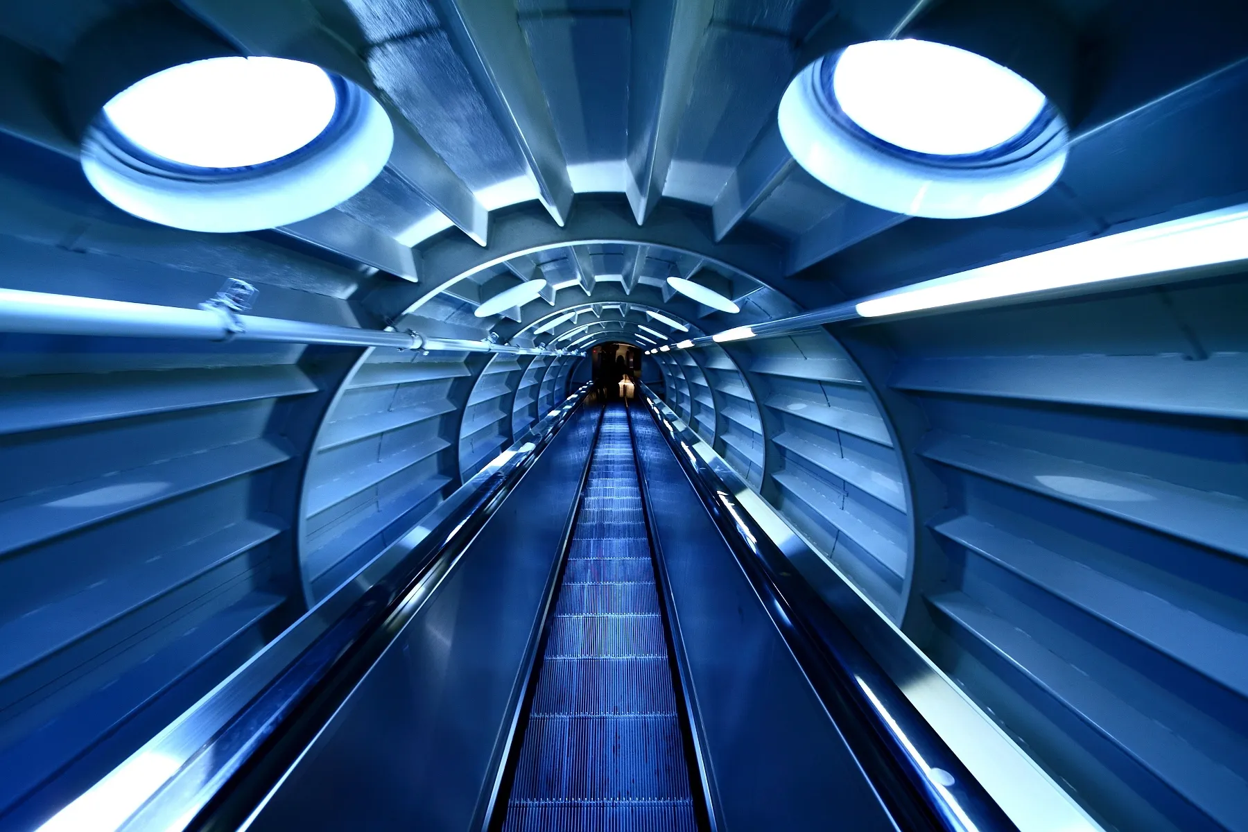 Photo showing: Atomium escalator