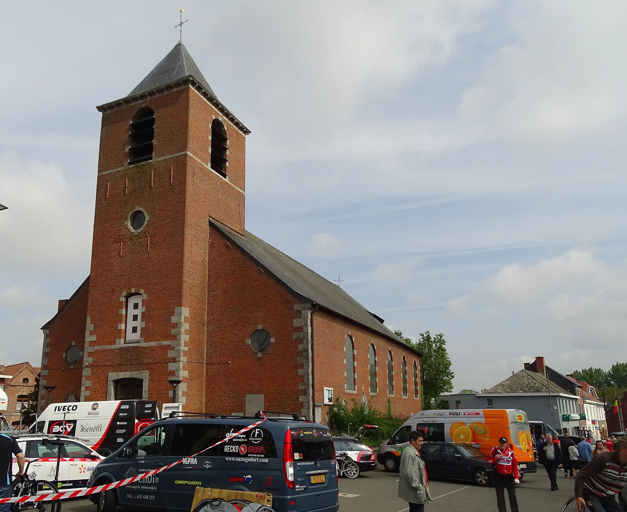 Photo showing: Reportage réalisé le dimanche 17 mai à l'occasion du départ du Grand Prix Criquielion 2015 à Silly, Belgique.