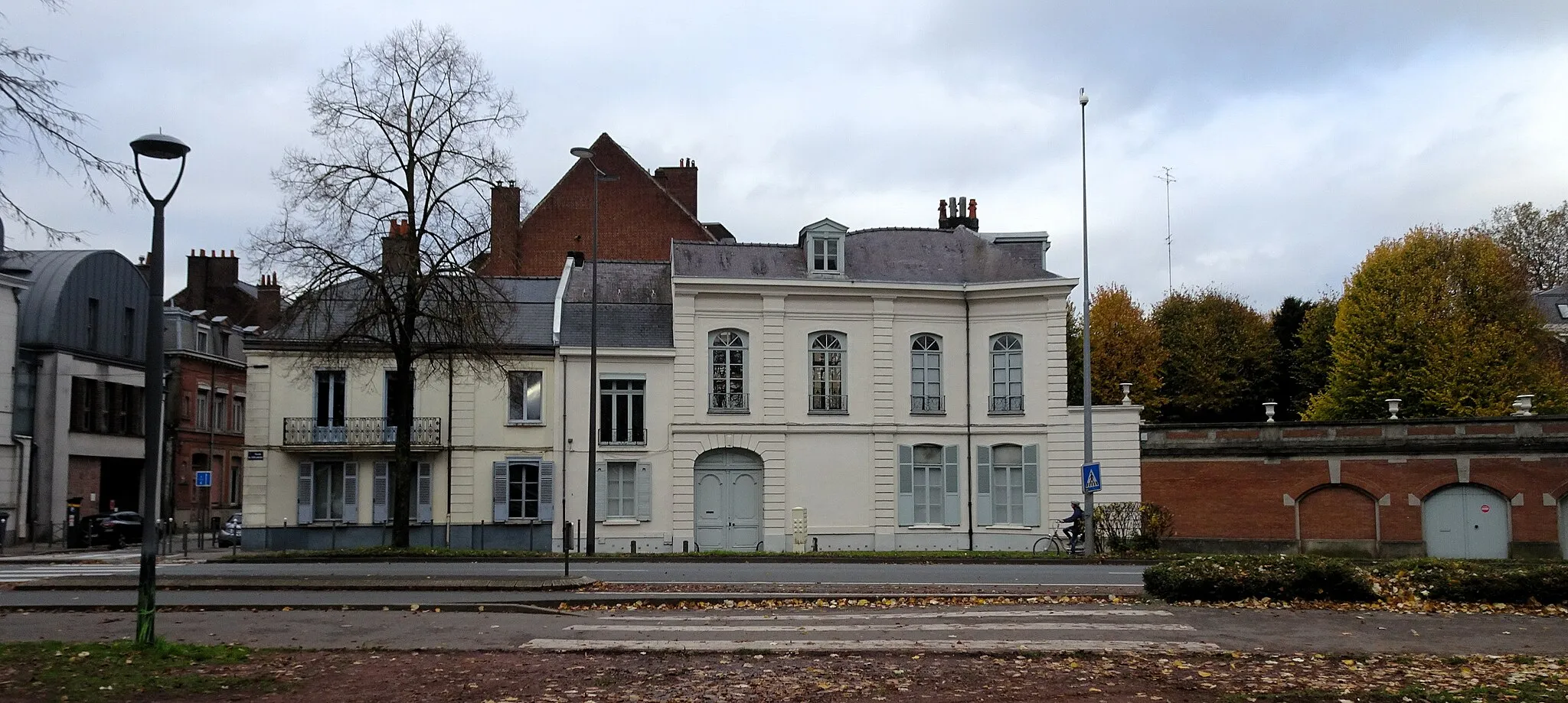 Photo showing: This building is inscrit au titre des monuments historiques de la France. It is indexed in the base Mérimée, a database of architectural heritage maintained by the French Ministry of Culture, under the reference PA00107613 .