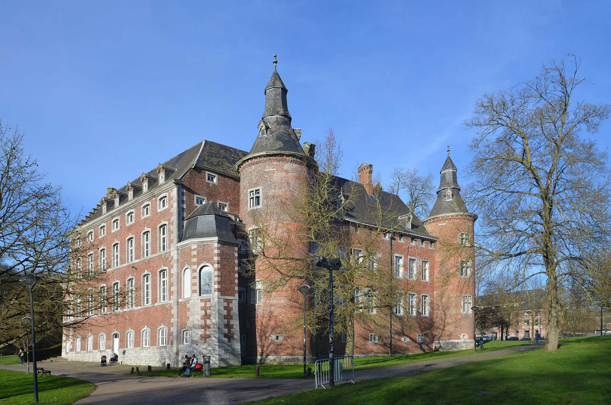 Photo showing: Monceau-sur-Sambre (Charleroi-Belgique) - Château.