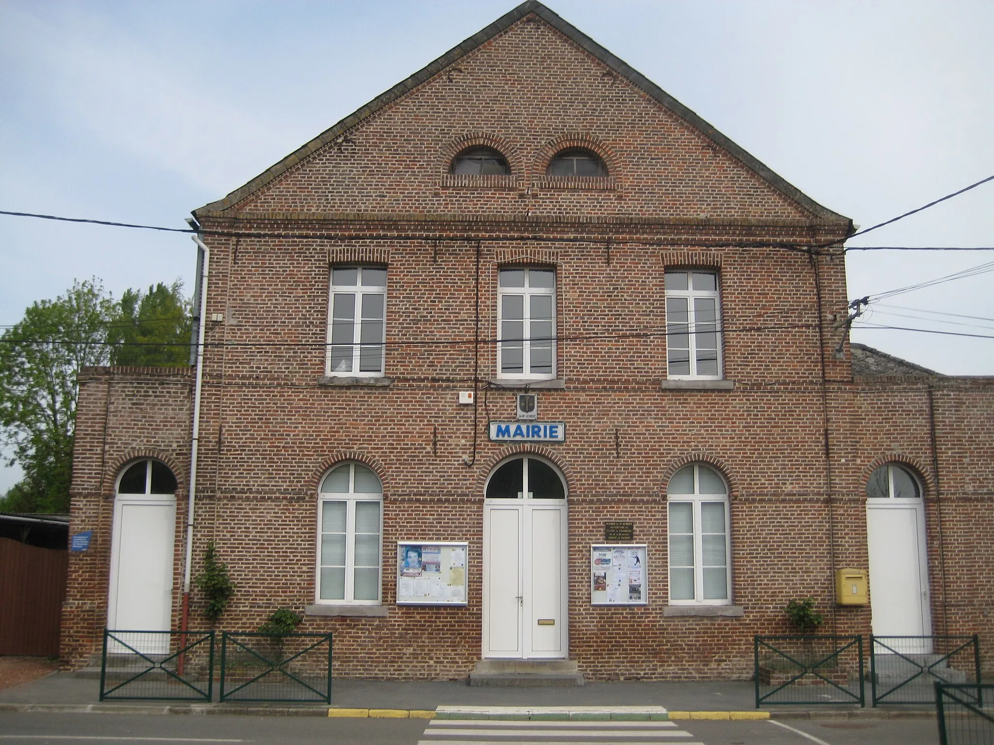 Photo showing: Town hall of Saint-Aybert, Nord, France