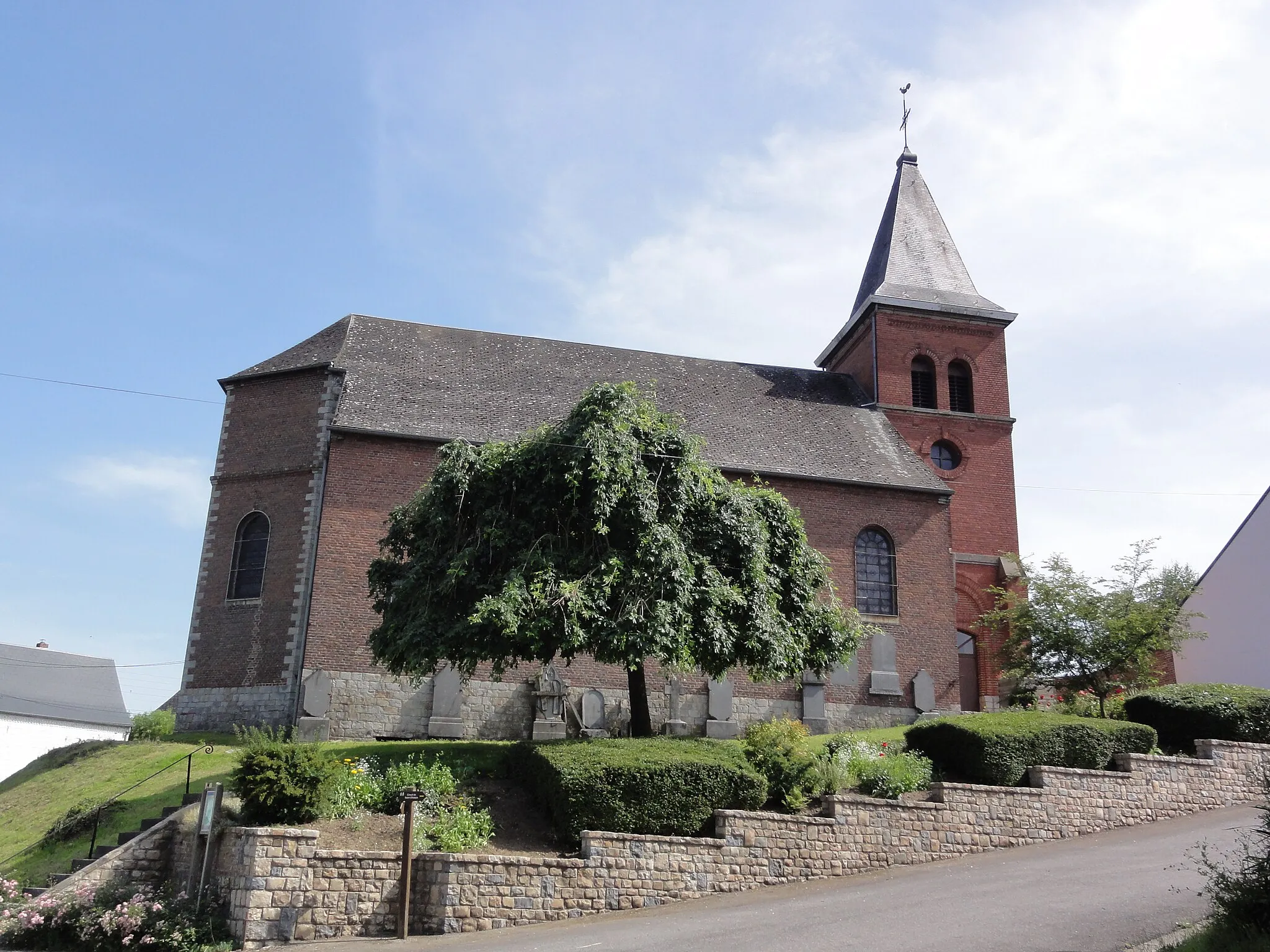 Photo showing: Frasnoy (Nord, Fr) église Saint-Clément, vue latérale