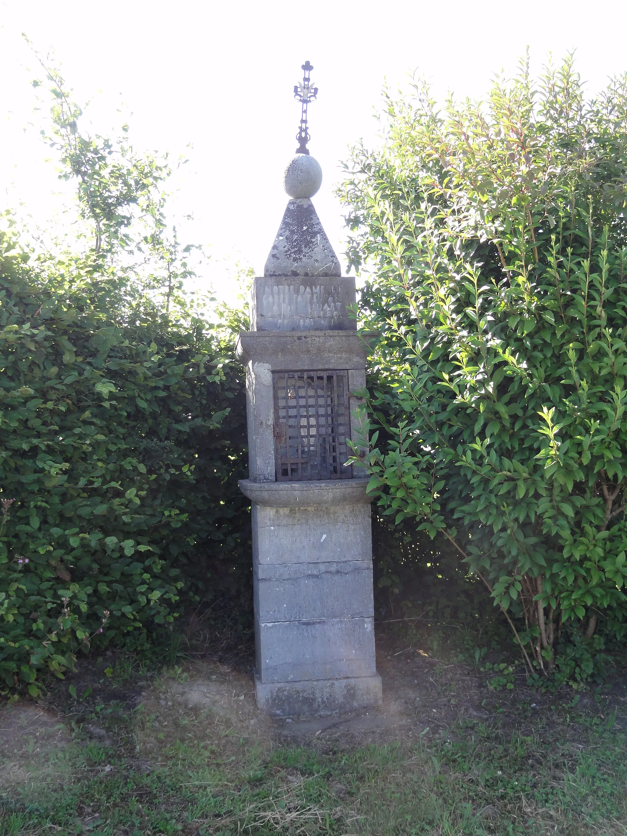 Photo showing: This building is inscrit au titre des monuments historiques de la France. It is indexed in the base Mérimée, a database of architectural heritage maintained by the French Ministry of Culture, under the reference PA00107432 .