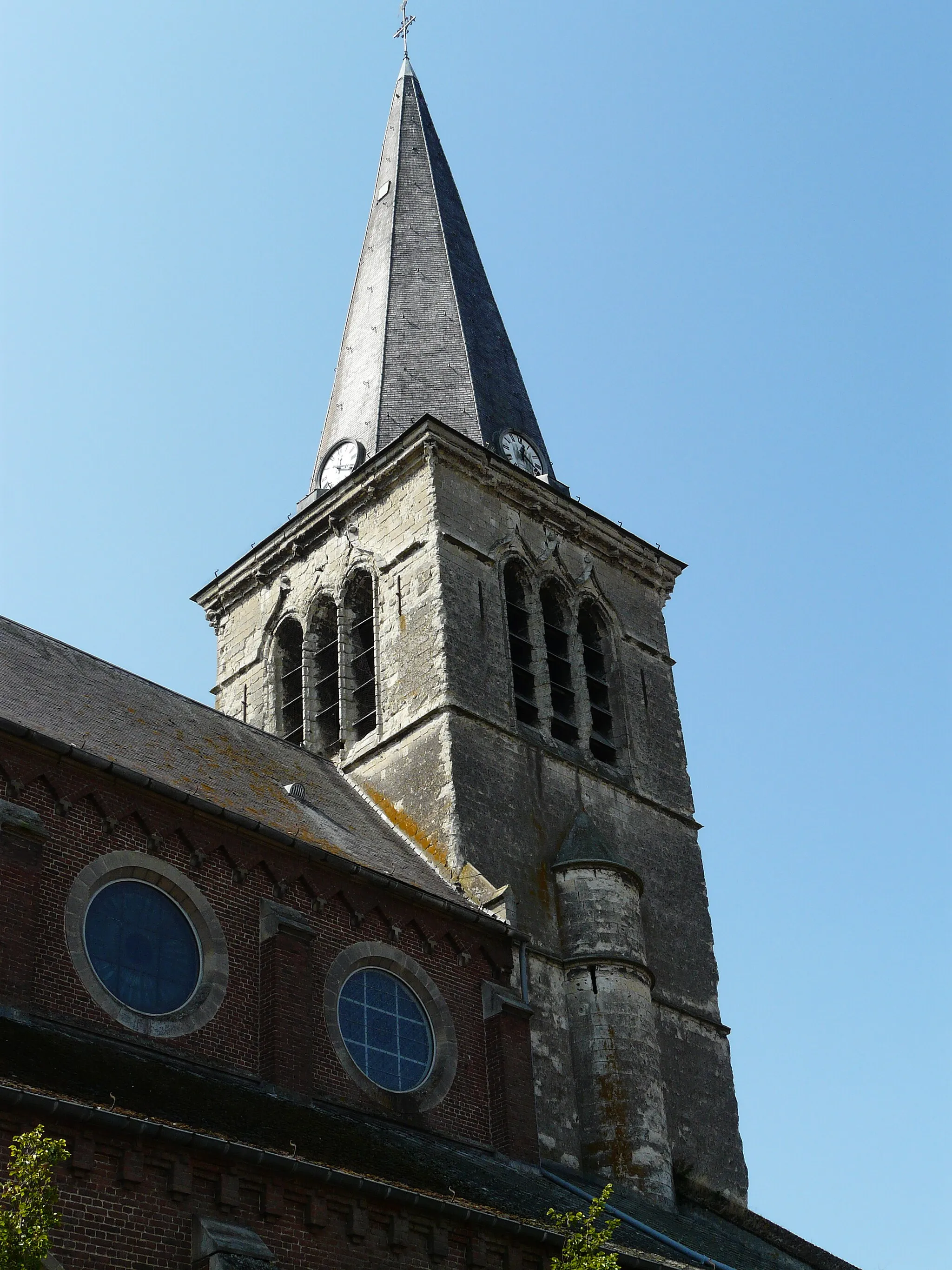 Photo showing: Le clocher de l'église de Quiévy