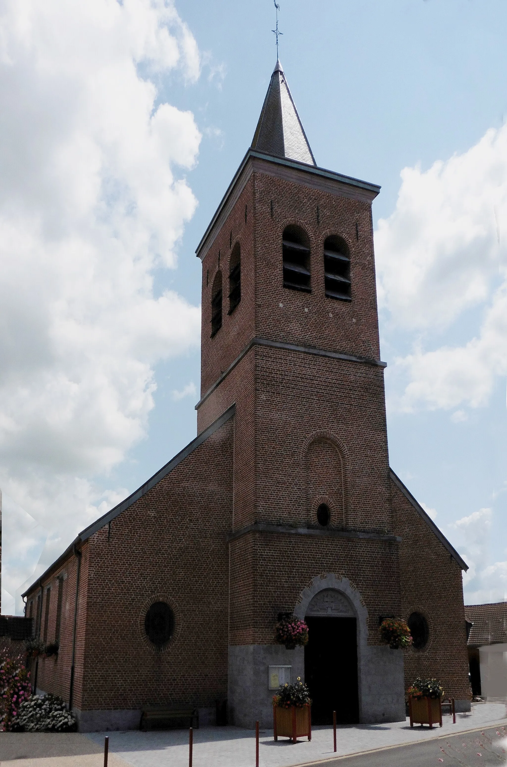 Photo showing: L'église Saint Amand de Camphin-en-Pévèle Camphin-en-Pévèle Nord Hauts-de-France.