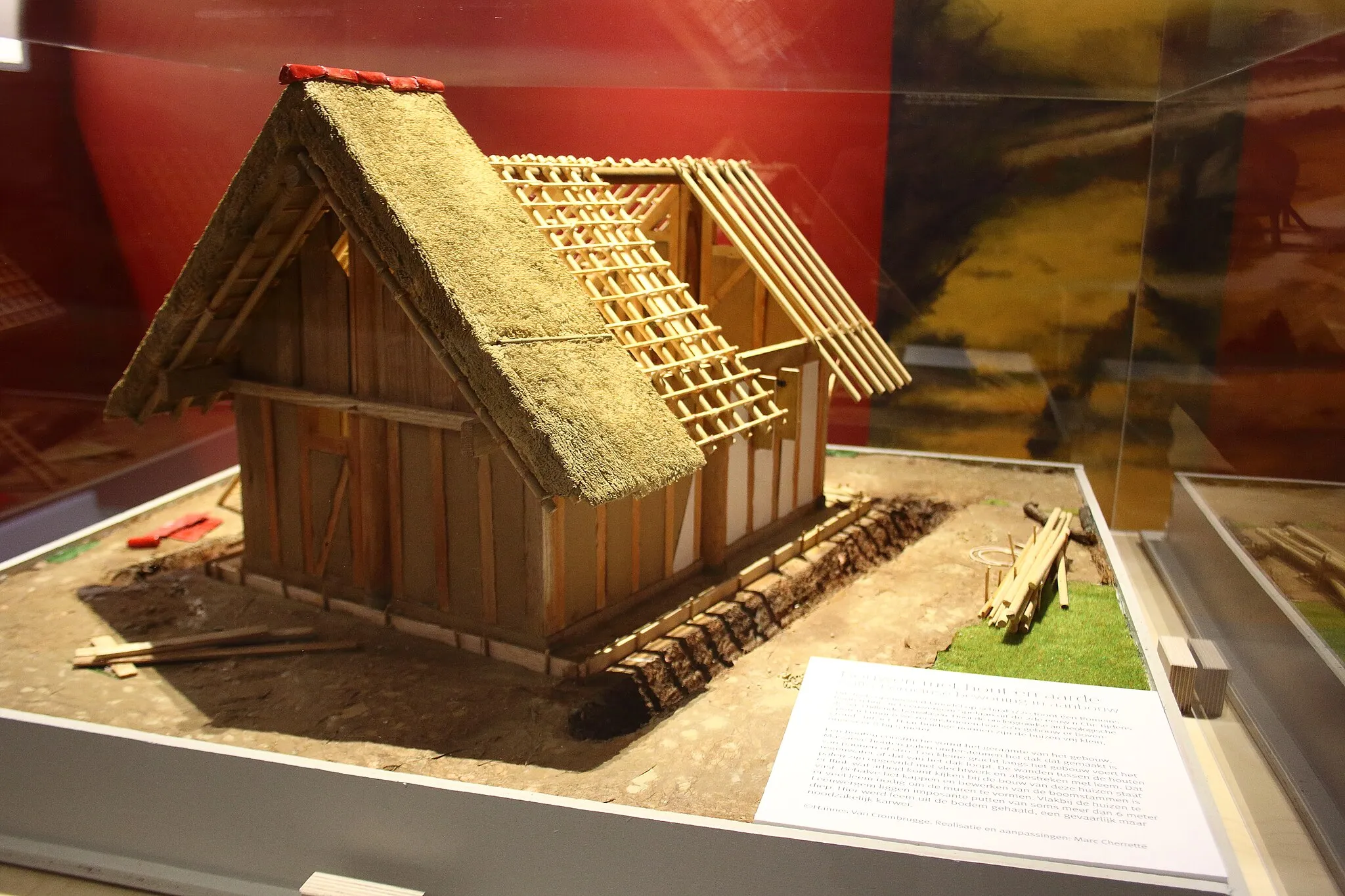 Photo showing: archeologische vondsten Spelaan Leeuwergem, (tijdelijke tentoonstelling 'Landschap doorgrond', Provinciaal Archeocentrum Velzeke)