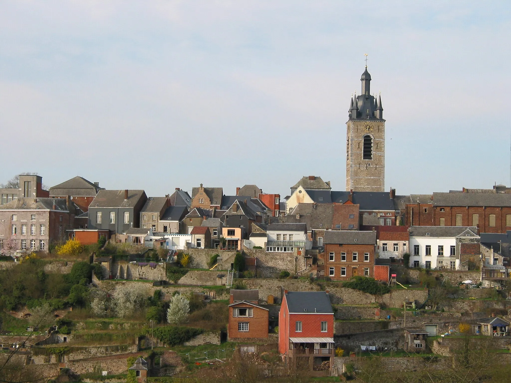 Photo showing: Thuin (Belgium), view on the old city and the belfry.