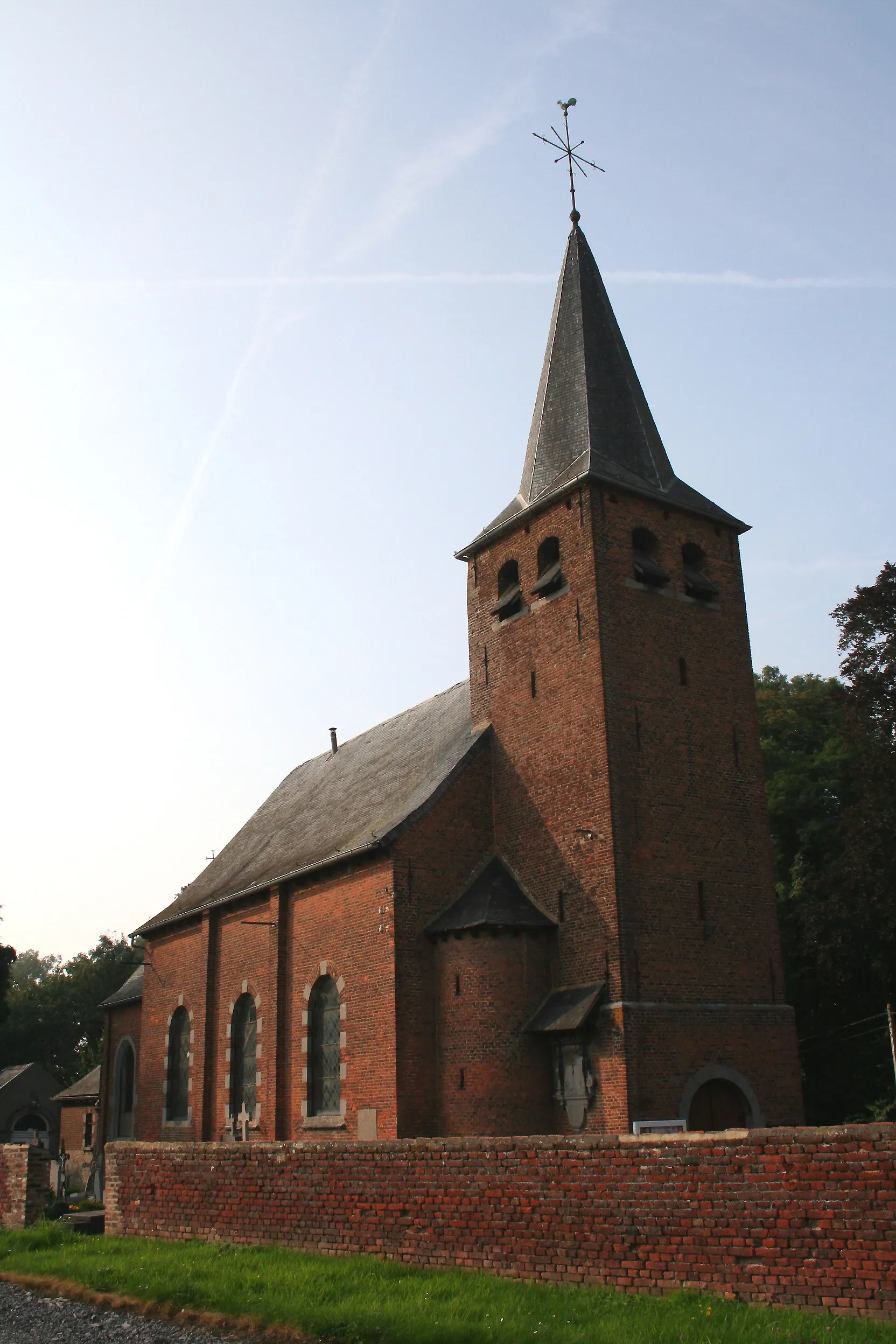 Photo showing: Louvignies (Belgium), the St. Radegund church (XVI/XVIIIh centuries).