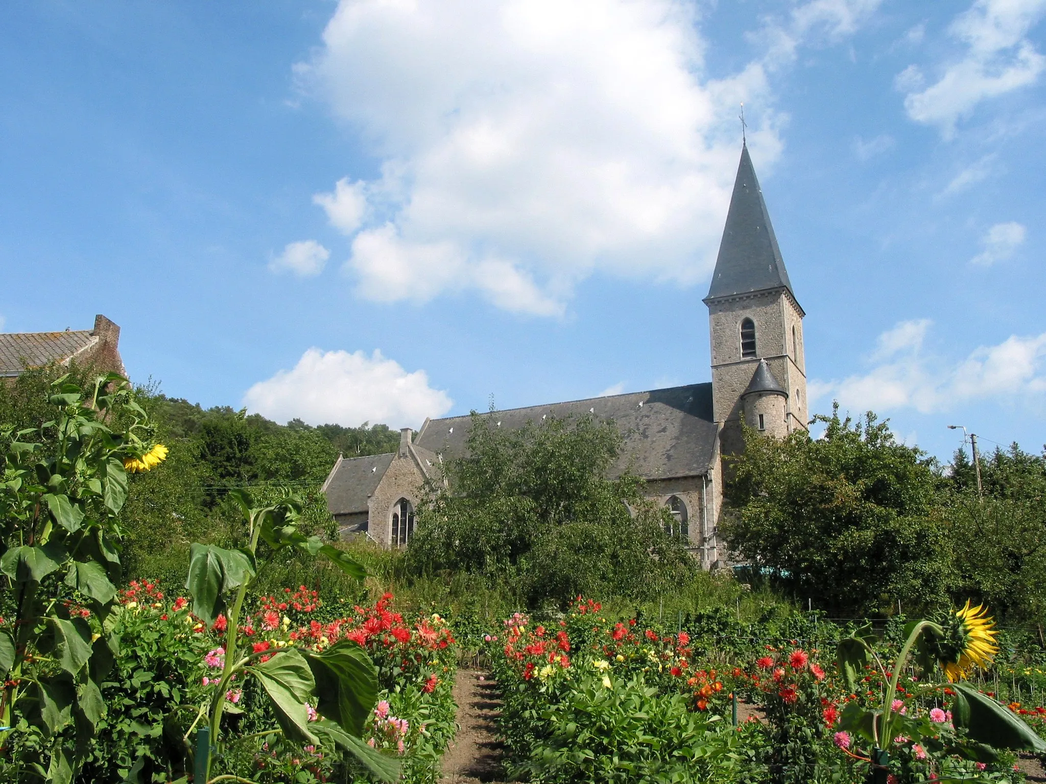 Photo showing: Floriffoux' (Belgium), St. Gertrude's church (1846-1847).