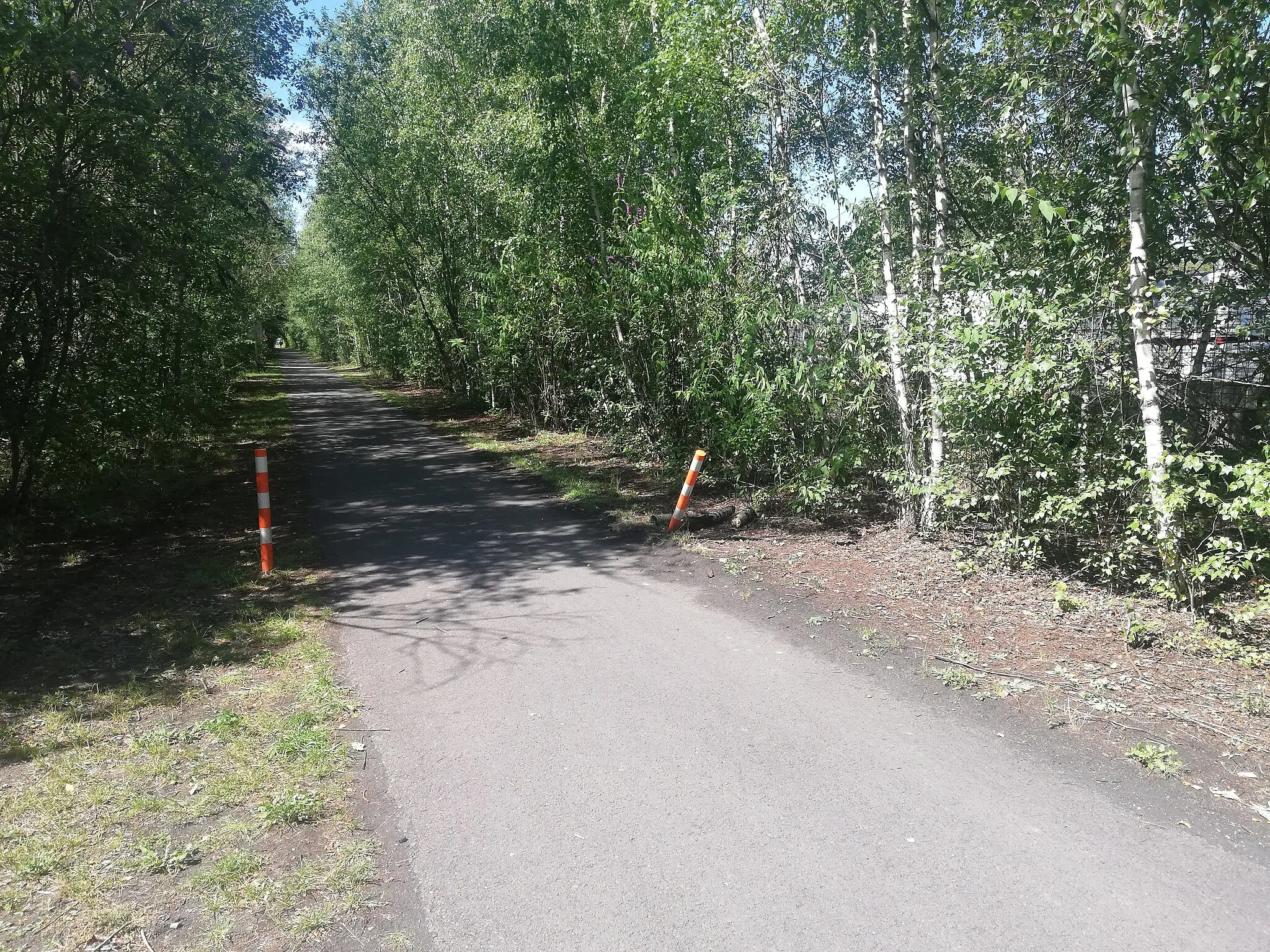 Photo showing: Padvant pont wice li N90 passe dzo, viè Djilî a Tcheslinea.