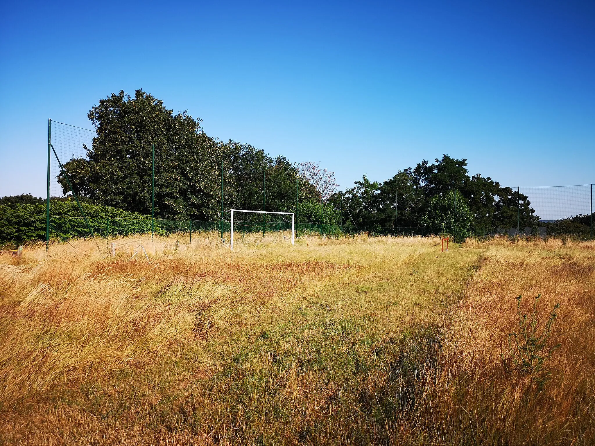 Photo showing: Ancien terrain de football de Farciennes Wainage