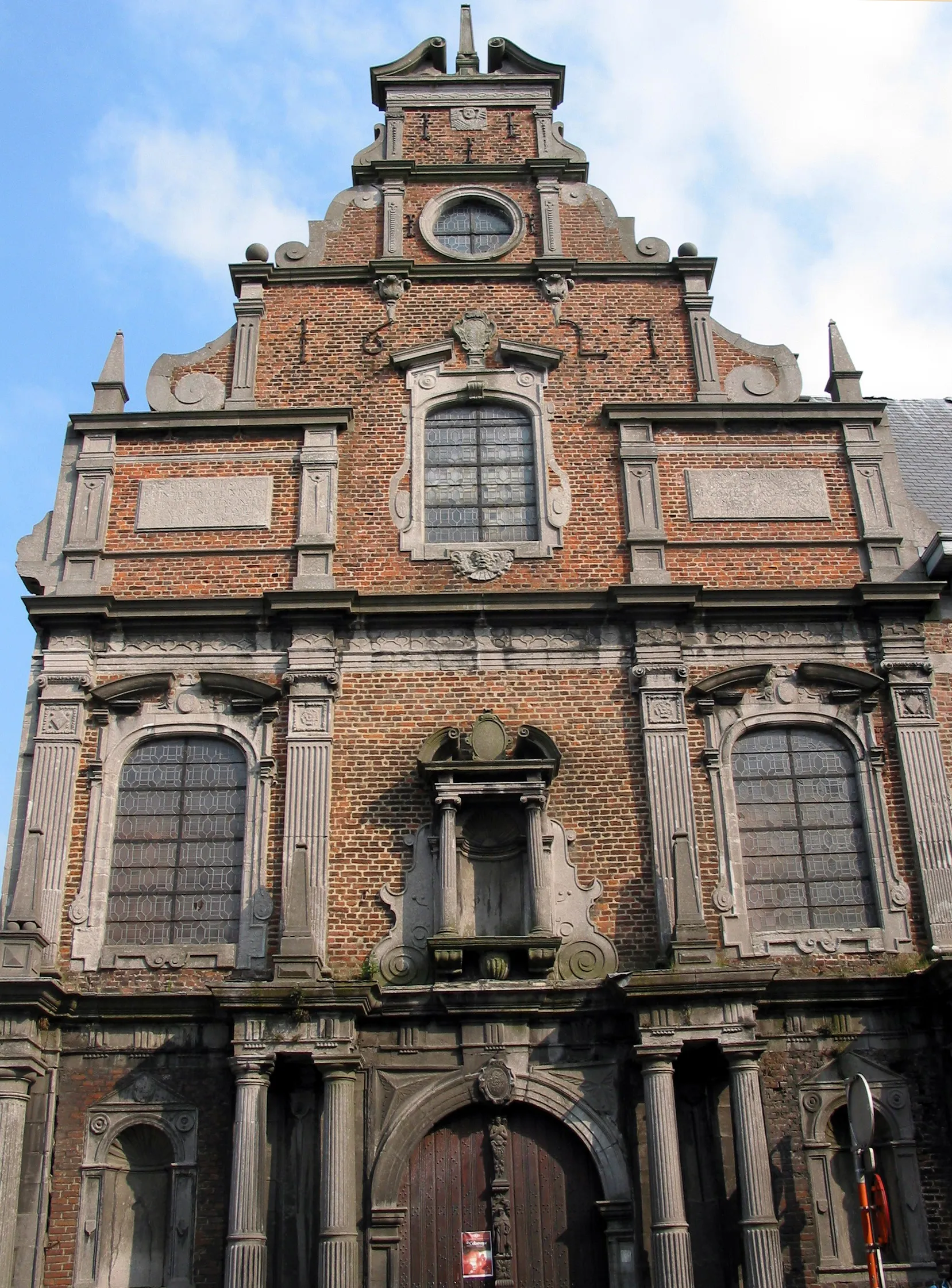 Photo showing: Braine-le-Comte (Belgium), façade of the the Dominican order convent church (XVIIth century).