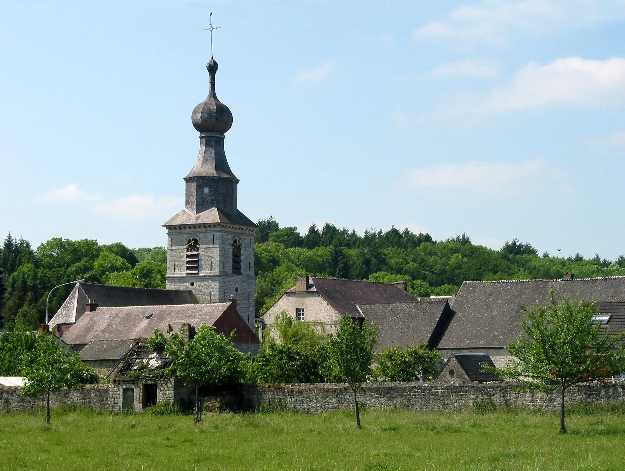 Photo showing: Virelles (Belgium), the St. Martin's church neighborhood.