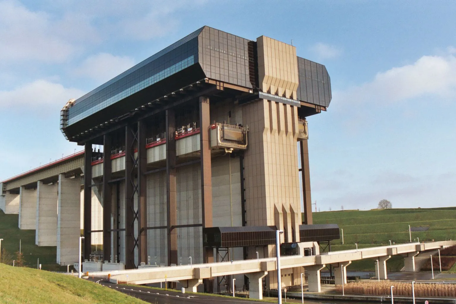 Photo showing: Ascenseur funiculaire de Strépy-Thieu