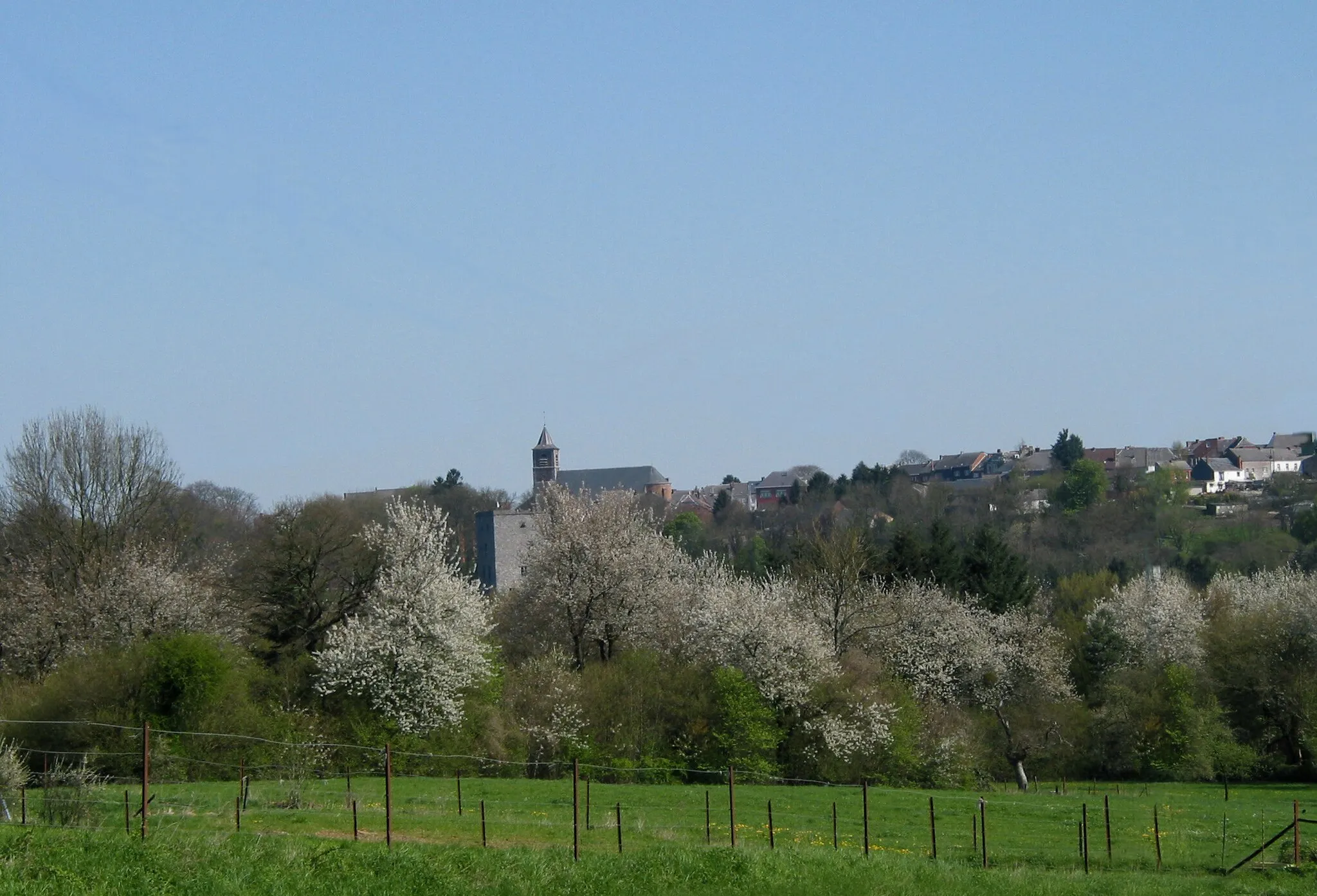 Photo showing: Beaumont, Belgium, the city in the spring.