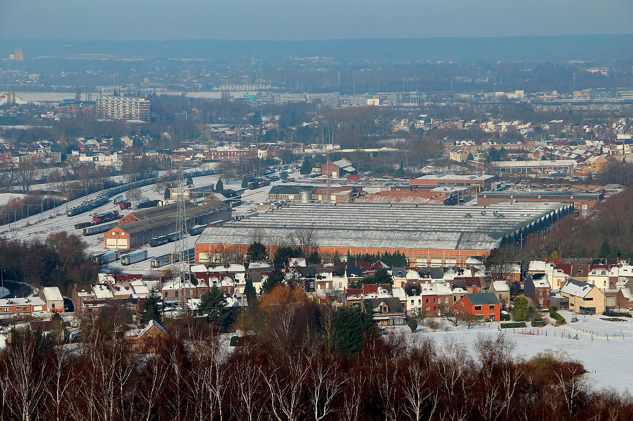 Photo showing: Cuesmes (Belgium), the arsenal of the National Society of Belgian Railways seen from the Mount Héribus.