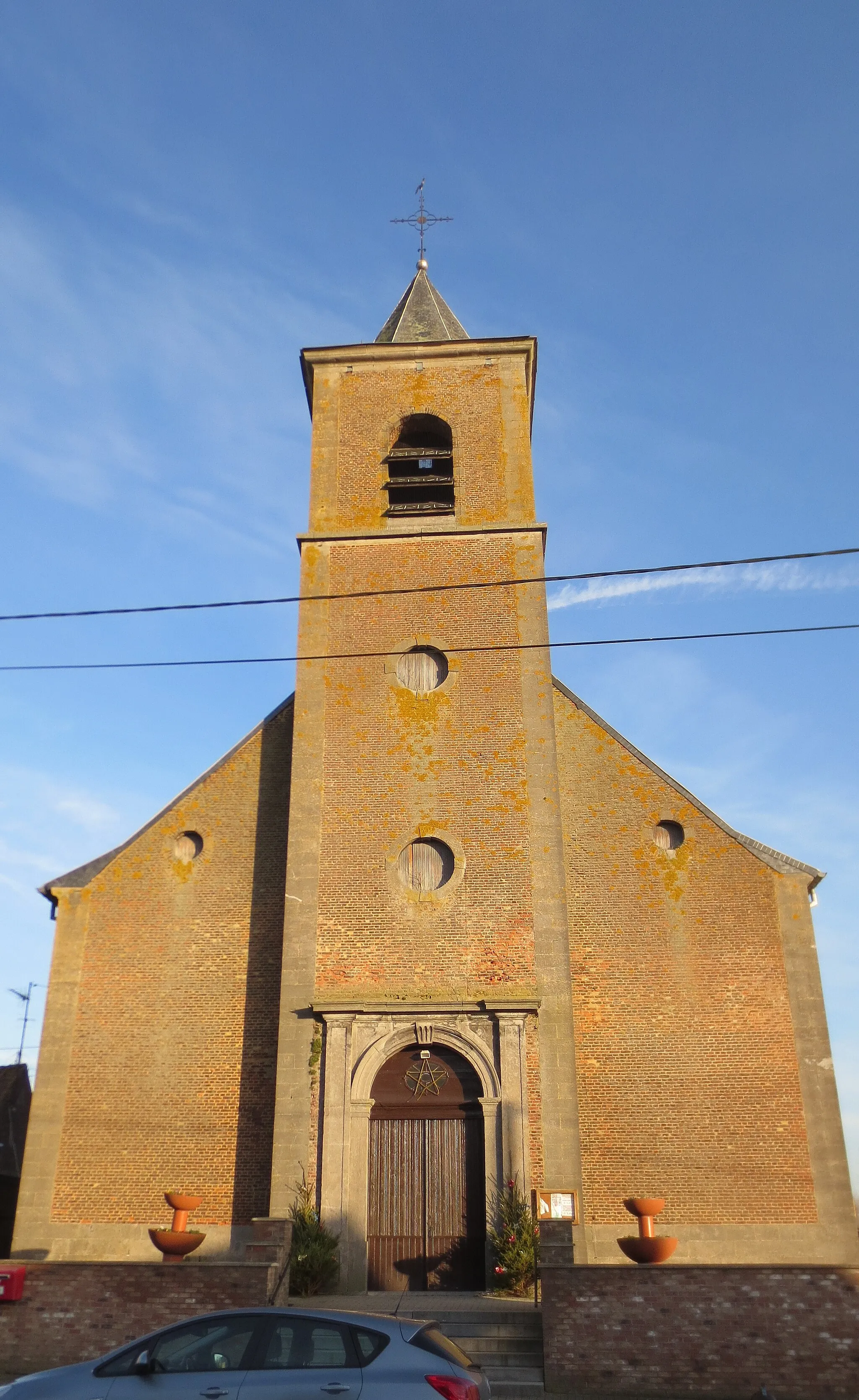 Photo showing: L'église de Masnuy-Saint-Jean.
