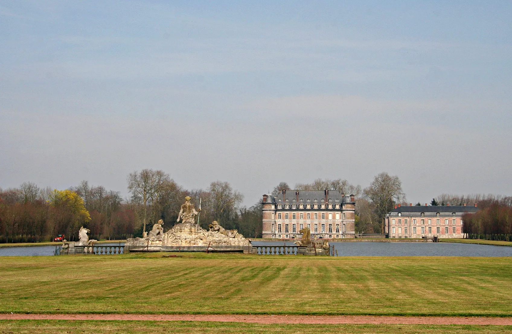 Photo showing: Belœil (Belgium),  the Princes de Ligne castle and his remarkable park (XVIIth century).