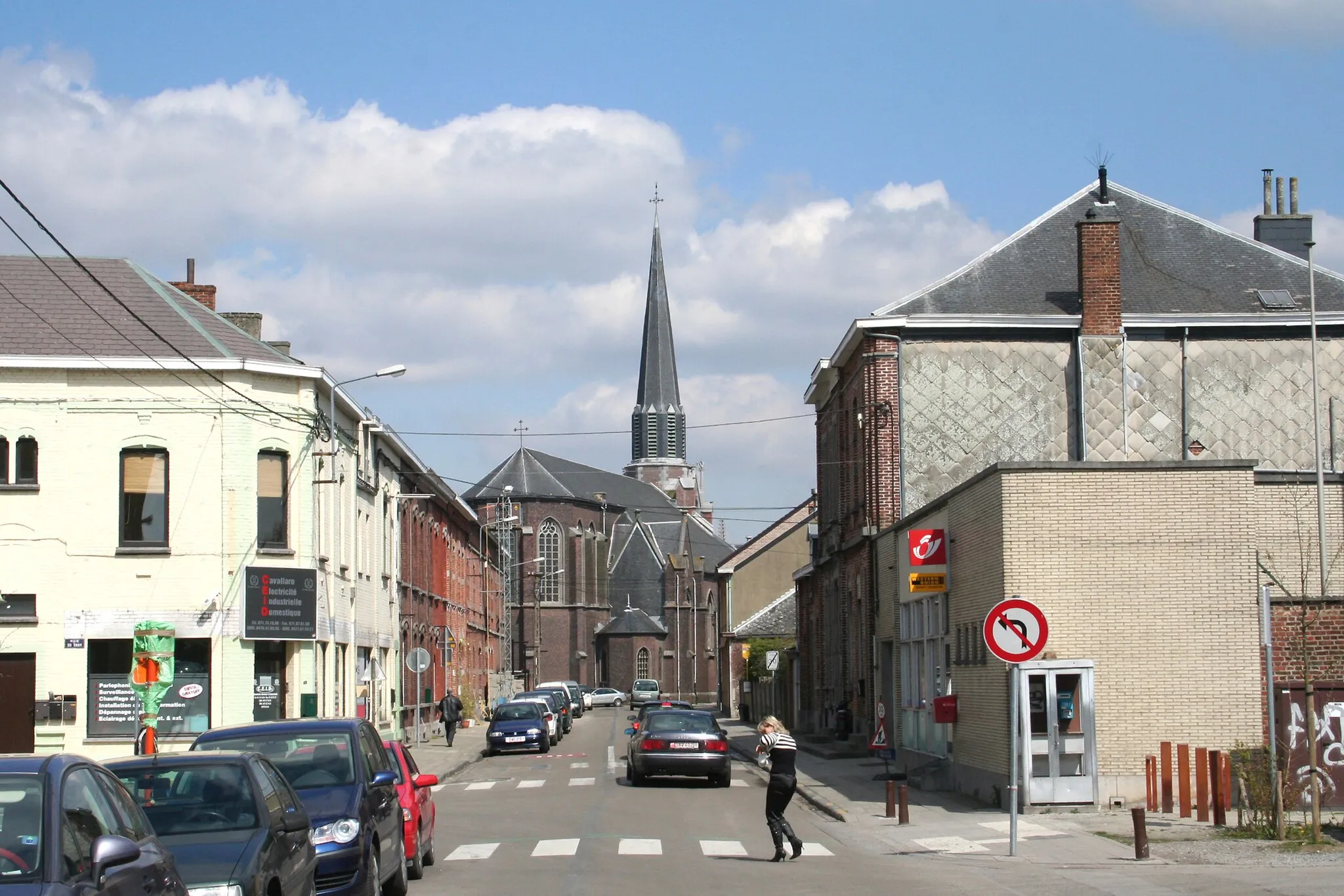 Photo showing: Wanfercée-Baulet, la rue de la Closière et l'église Saint-Pierre (1850).
