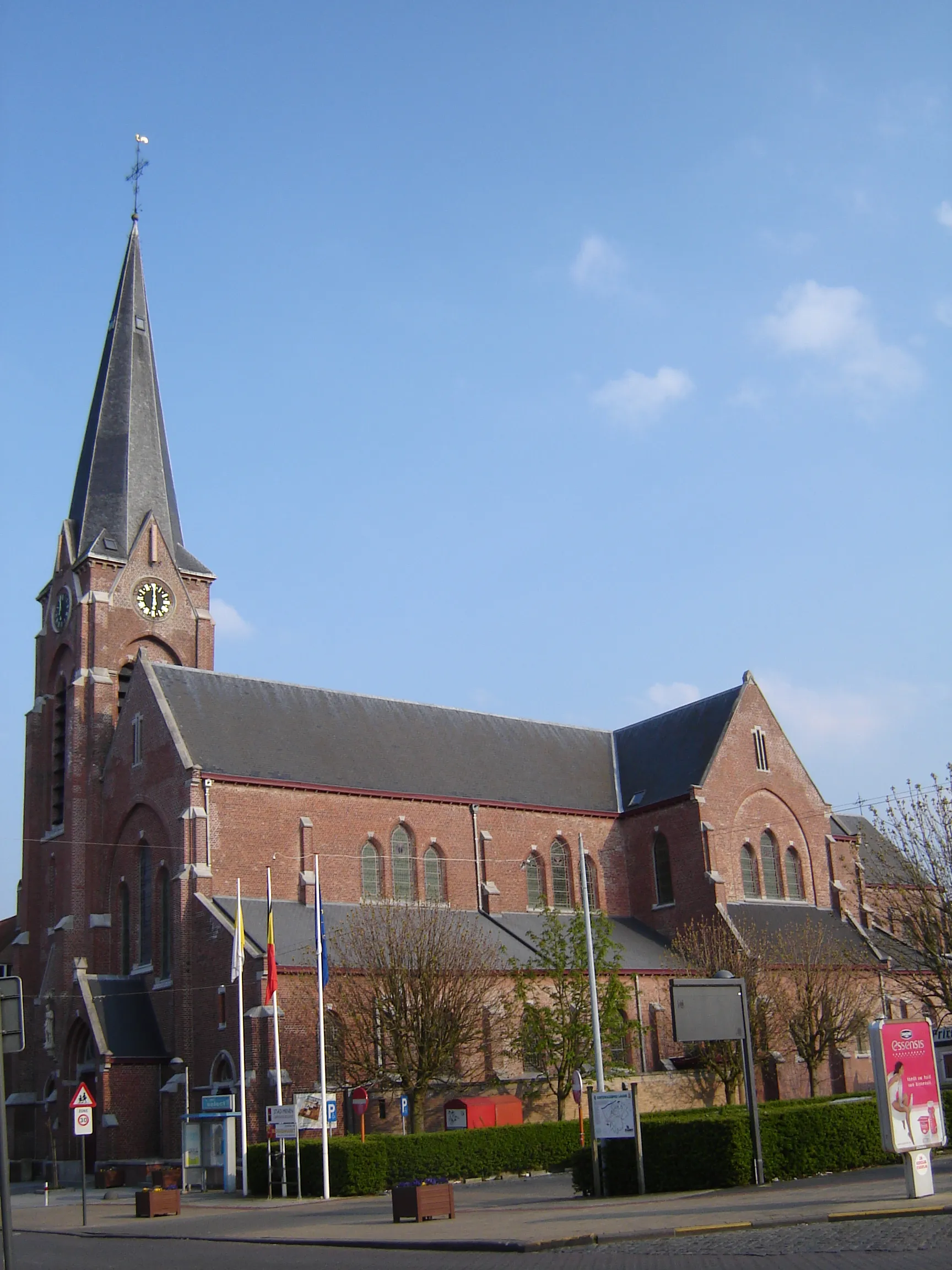 Photo showing: Church of Saint Bavo in Lauwe, Menen, West-Flanders, Belgium