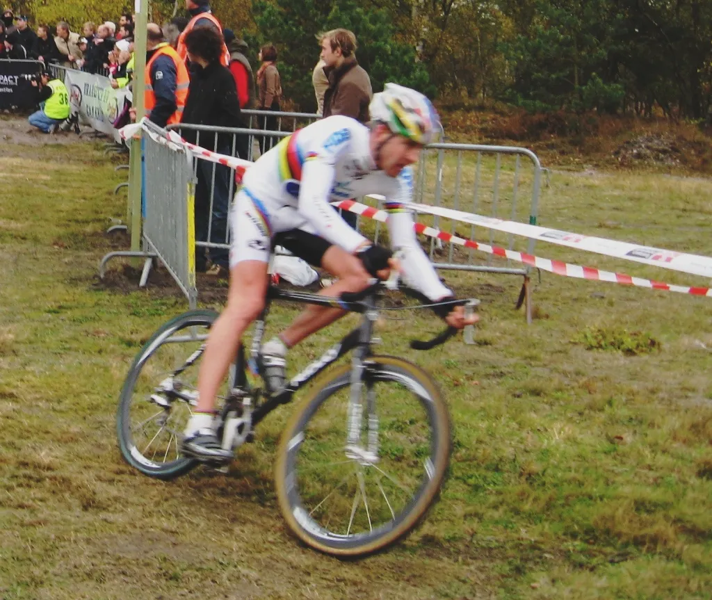 Photo showing: Erwin Vervecken in action during the cyclo-cross race in Zonhoven, Limburg, Belgium