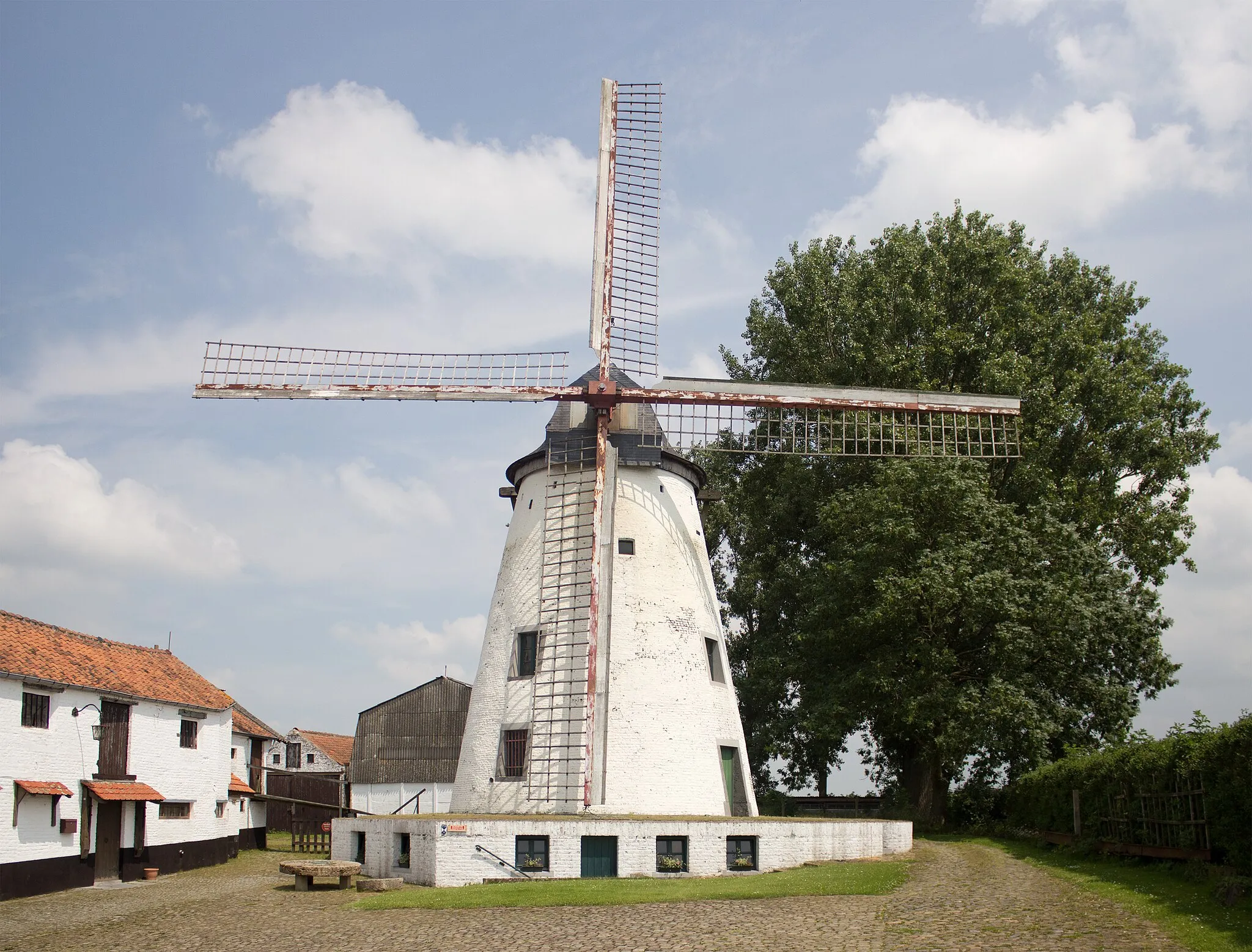 Photo showing: This is a photo of a monument in Wallonia, number: