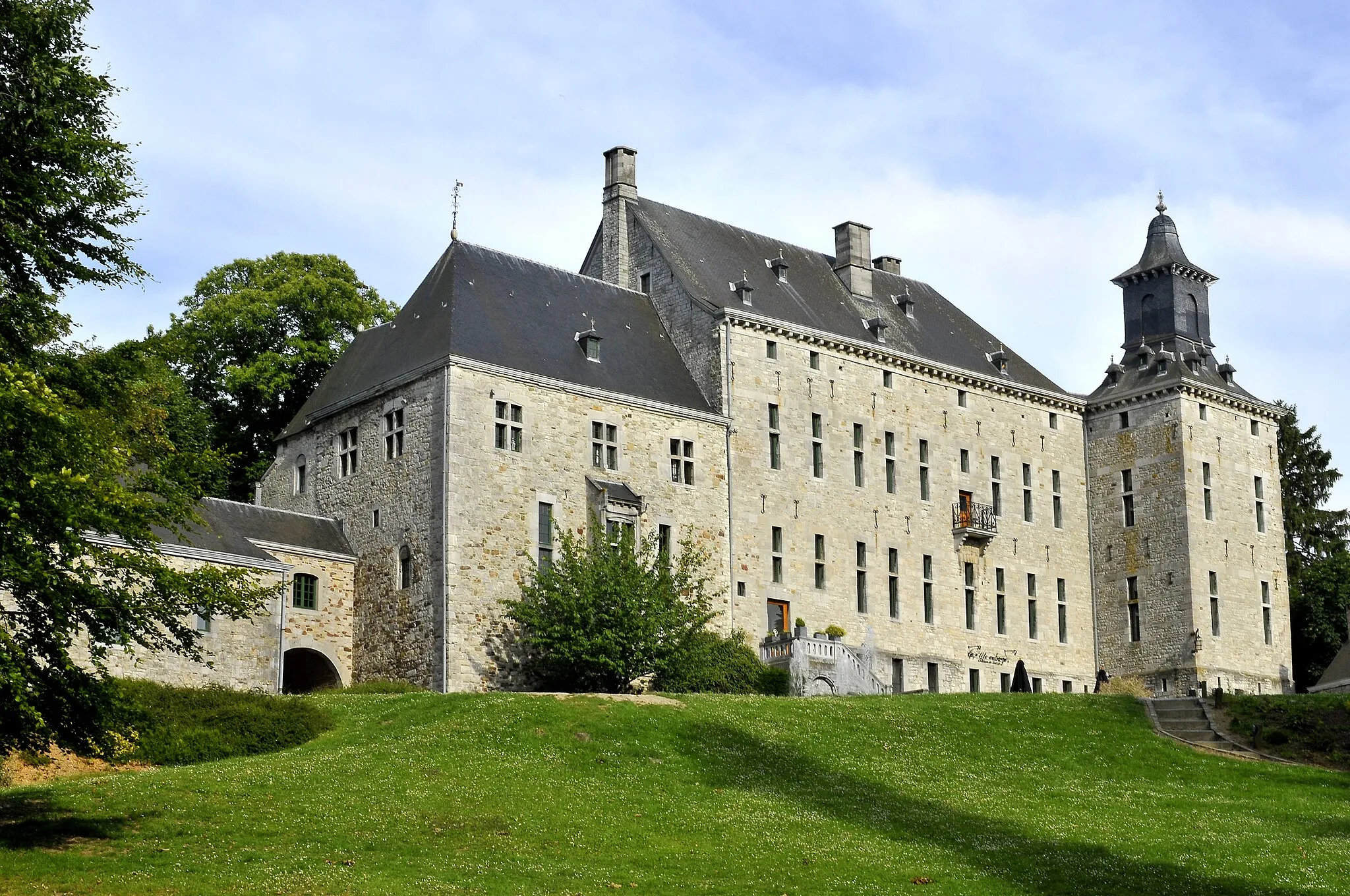 Photo showing: The castle, today hotel. Harzé, Aywaylle, Liège, Wallonia, Belgium