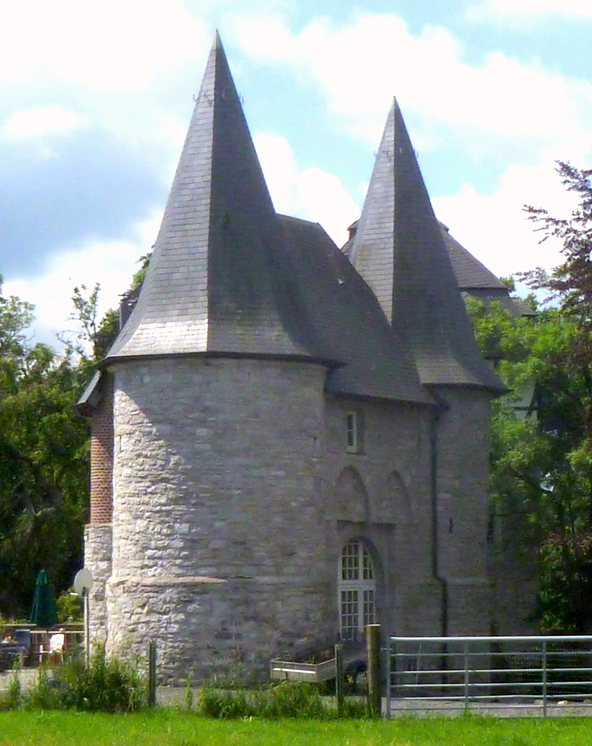 Photo showing: Vorburg von Schloss Libermé in Kettenis/Belgien; Baudenkmal