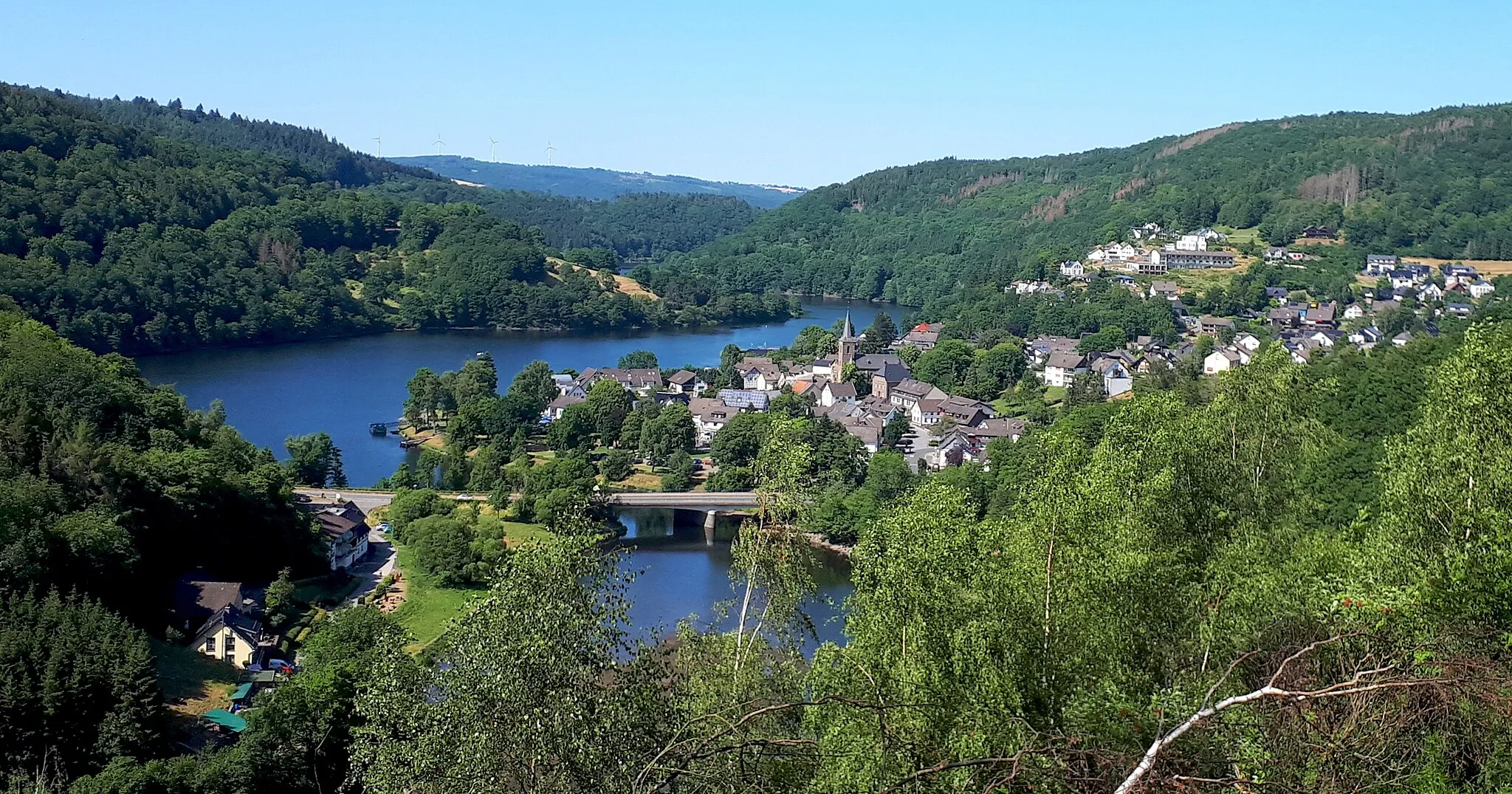 Photo showing: Blick auf Einruhr am Obersee des Rursees