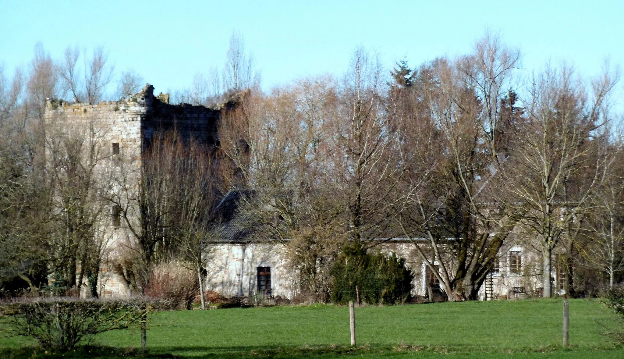 Photo showing: Burg Raaf bei Eynatten-Berlotte