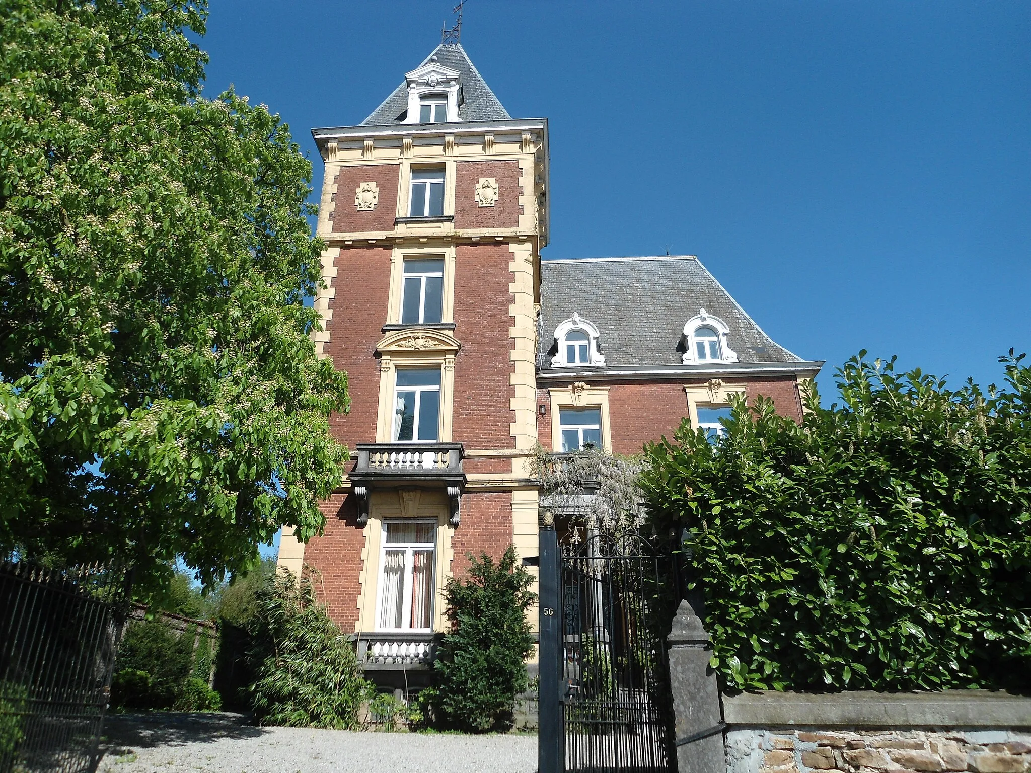 Photo showing: Château Neufays à Fays (Theux) 1900. Architecte Vivroux