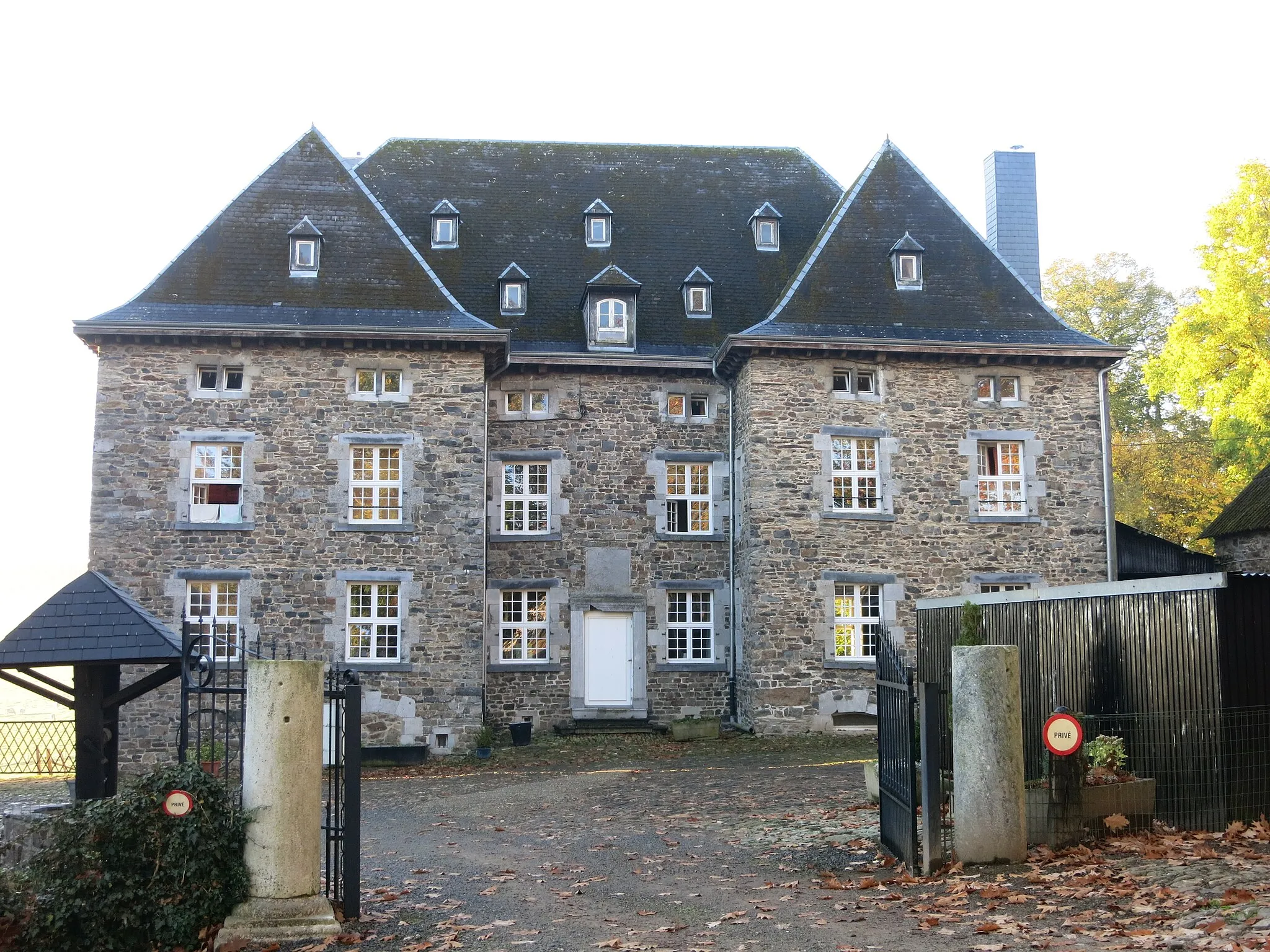 Photo showing: Château de Wanne in Wanne (Trois-Ponts)