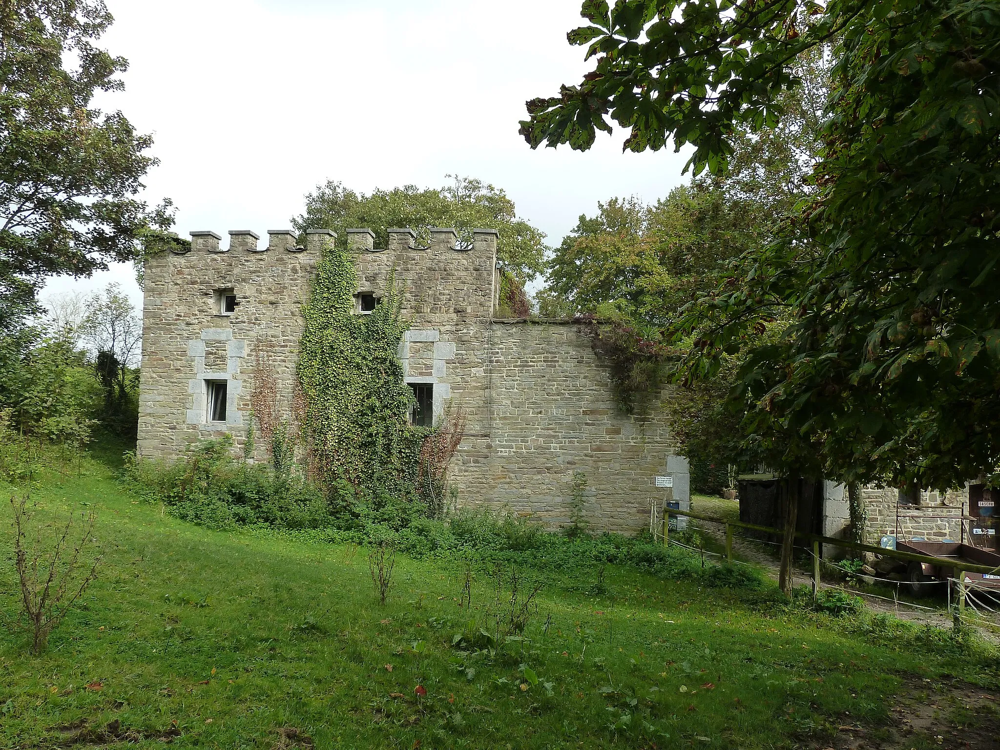 Photo showing: This is a photo of a monument in Wallonia, number: