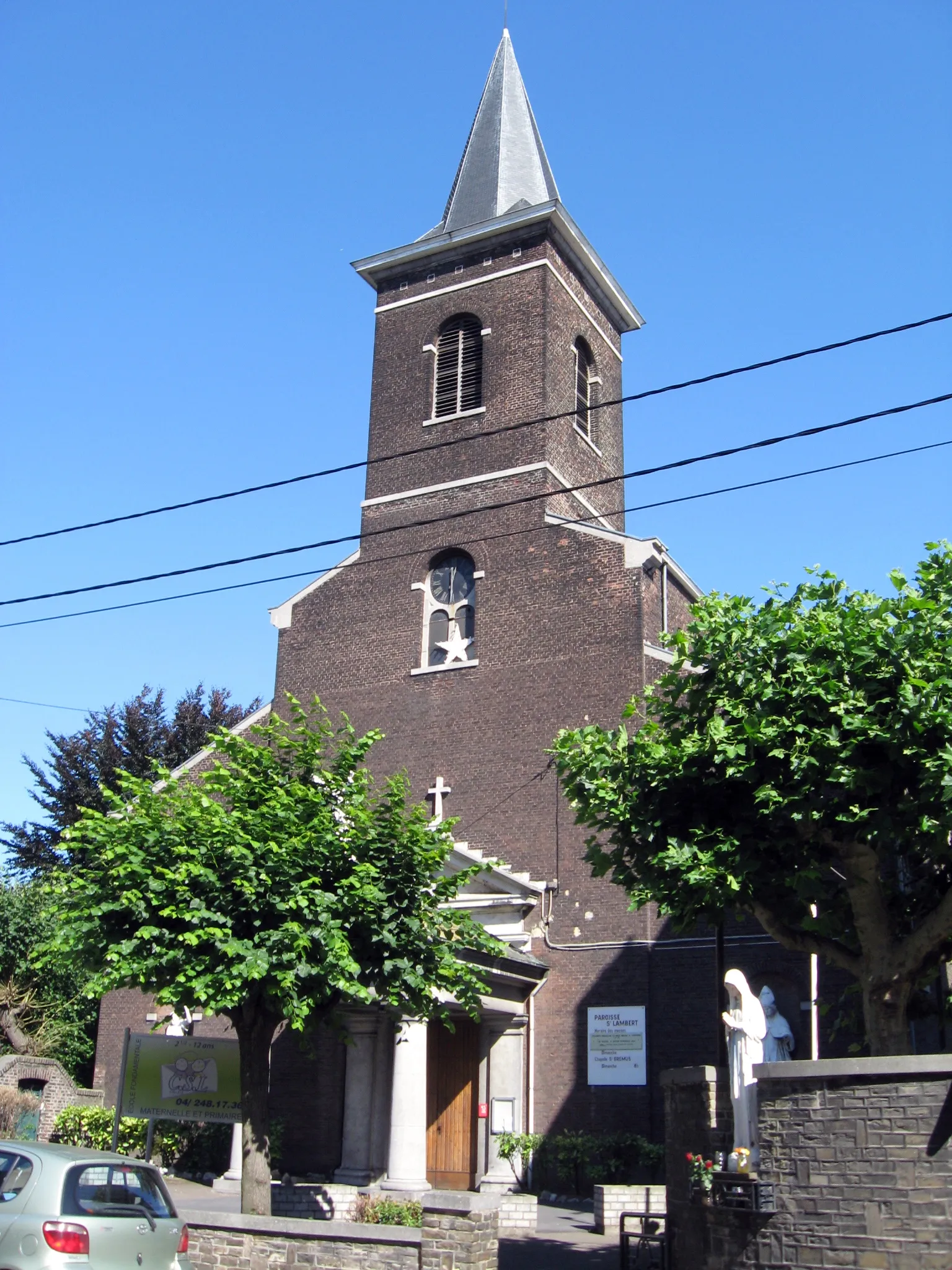 Photo showing: Church of Saint-Lambert in Herstal, Liège, Belgium