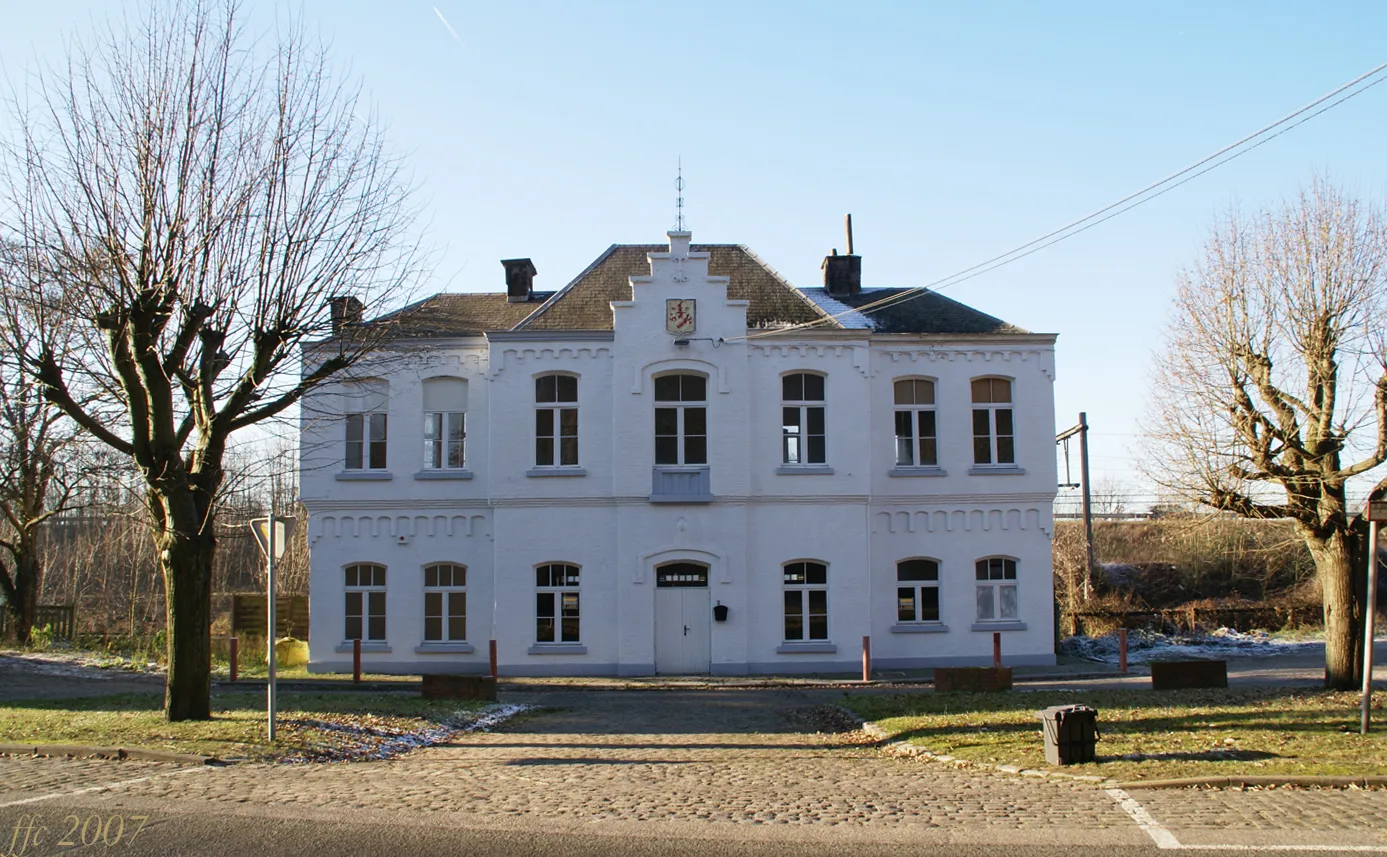 Photo showing: Antiga estació d'Argenteau a la línia Lieja-Maastricht - Ancienne gare SNCB sur la ligne Liège Maastricht