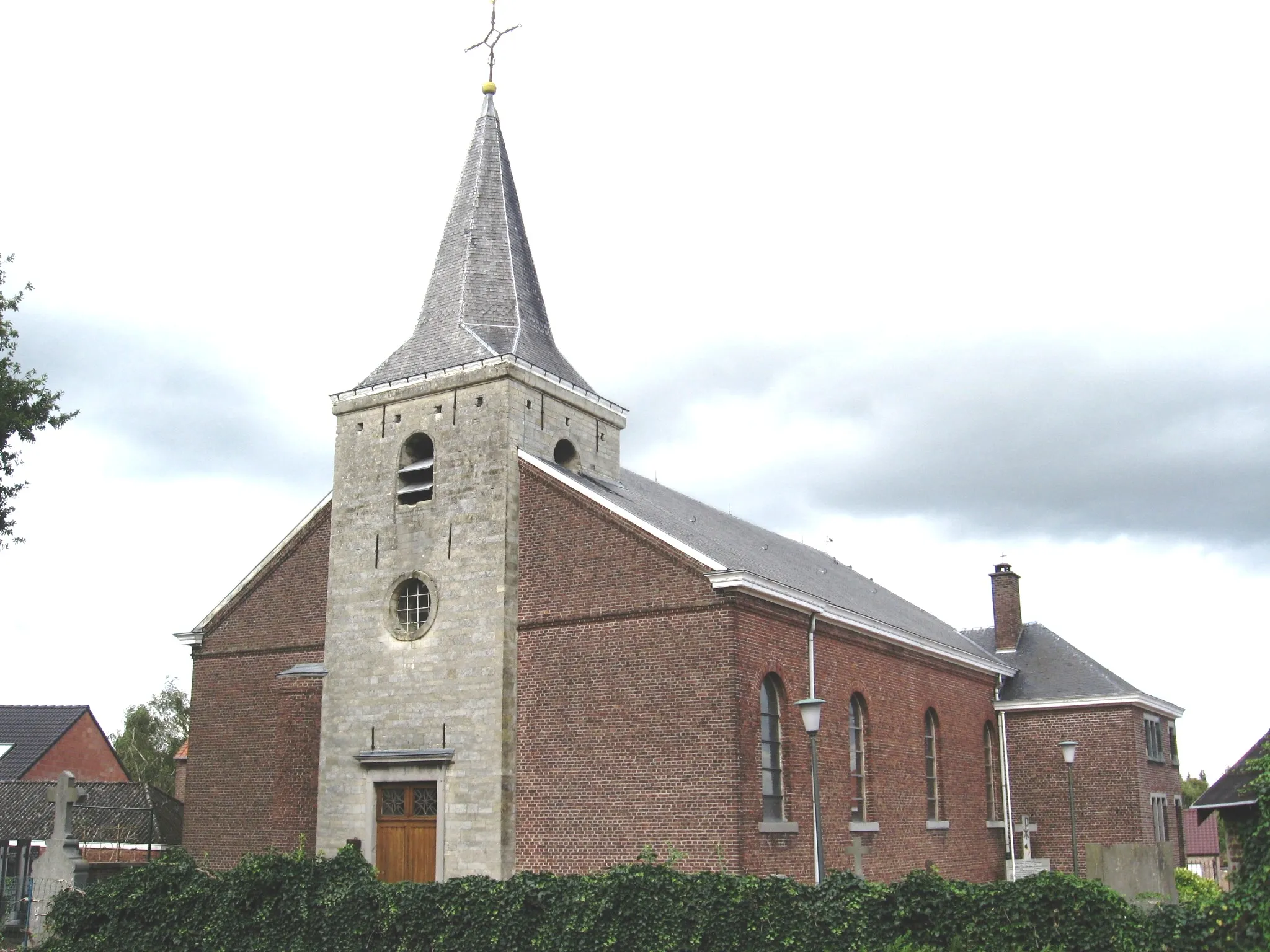 Photo showing: Church of Saint Lambert in Grote-Spouwen, Bilzen, Limburg, Belgium