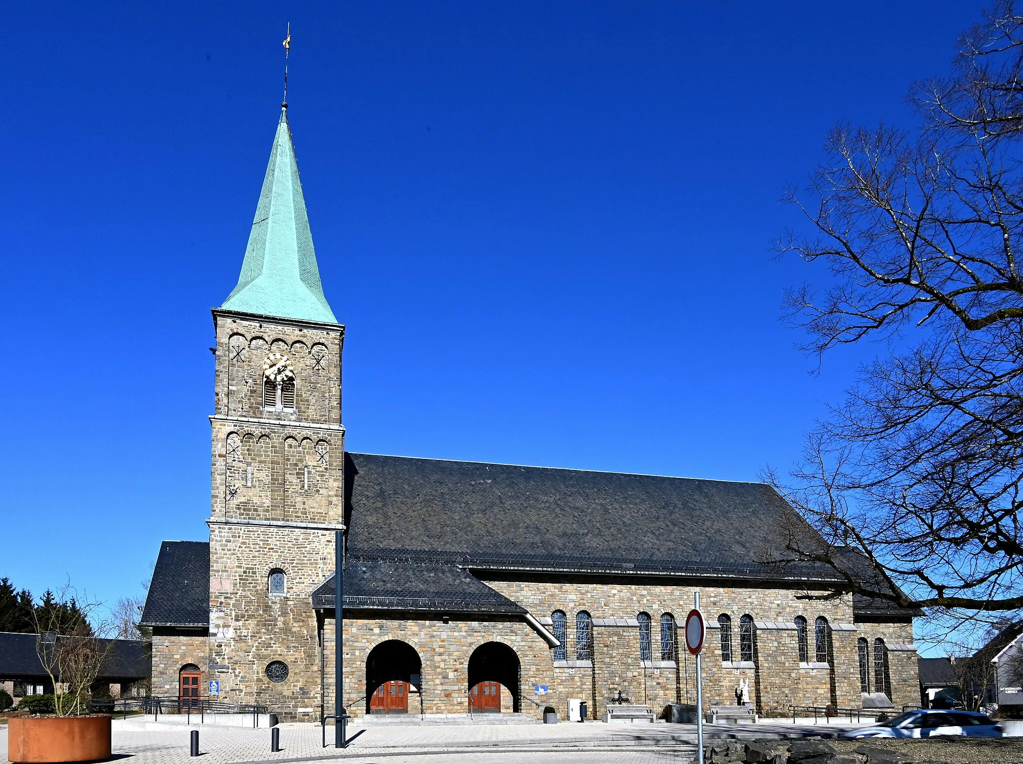 Photo showing: St. Michaelskirche (Weywertz), Südseite