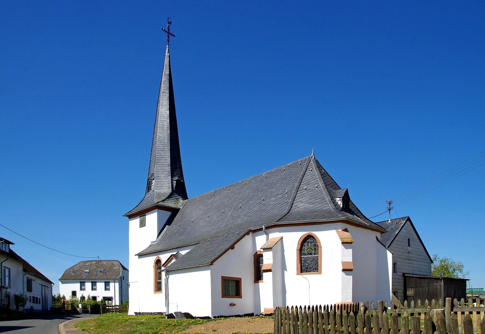 Photo showing: St. Maria Magdalena (Winterscheid), Südostseite