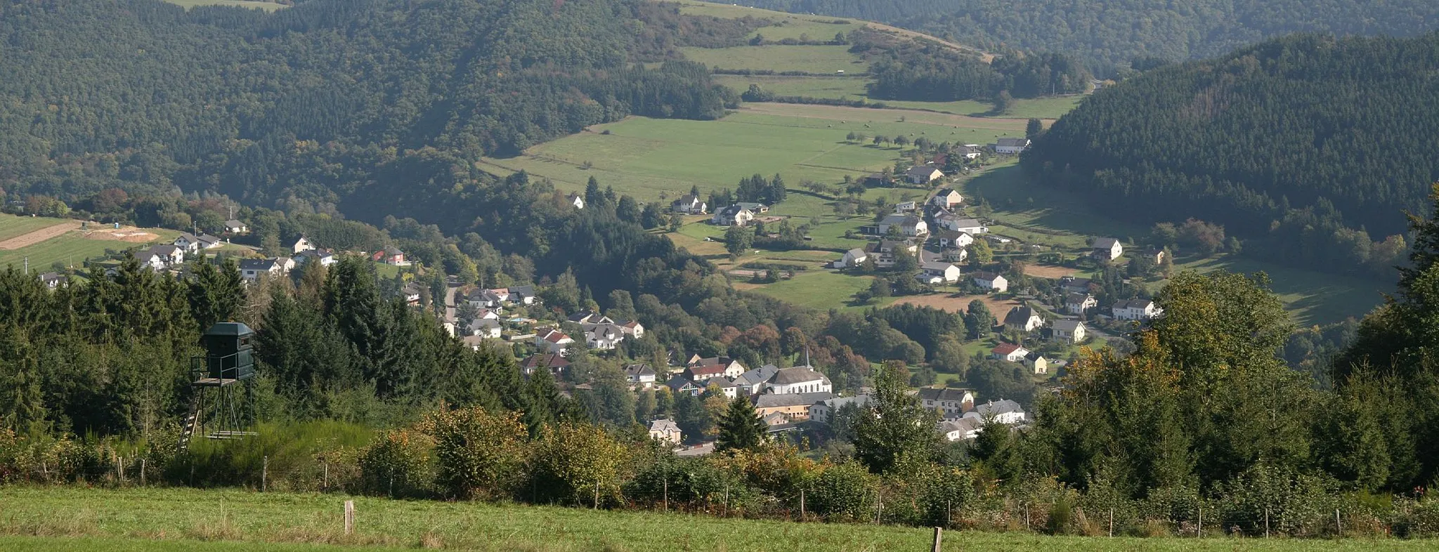Photo showing: Panorama on Eisenbach (Untereisenbach, Obereisenbach and Übereisenbach), Luxembourg.