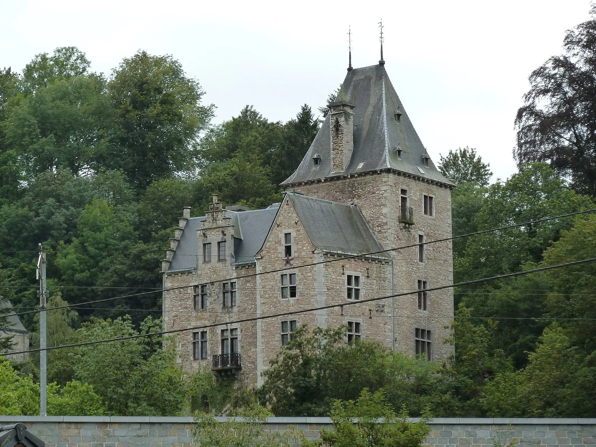 Photo showing: Château de Montjardin, Remouchamps, Belgique