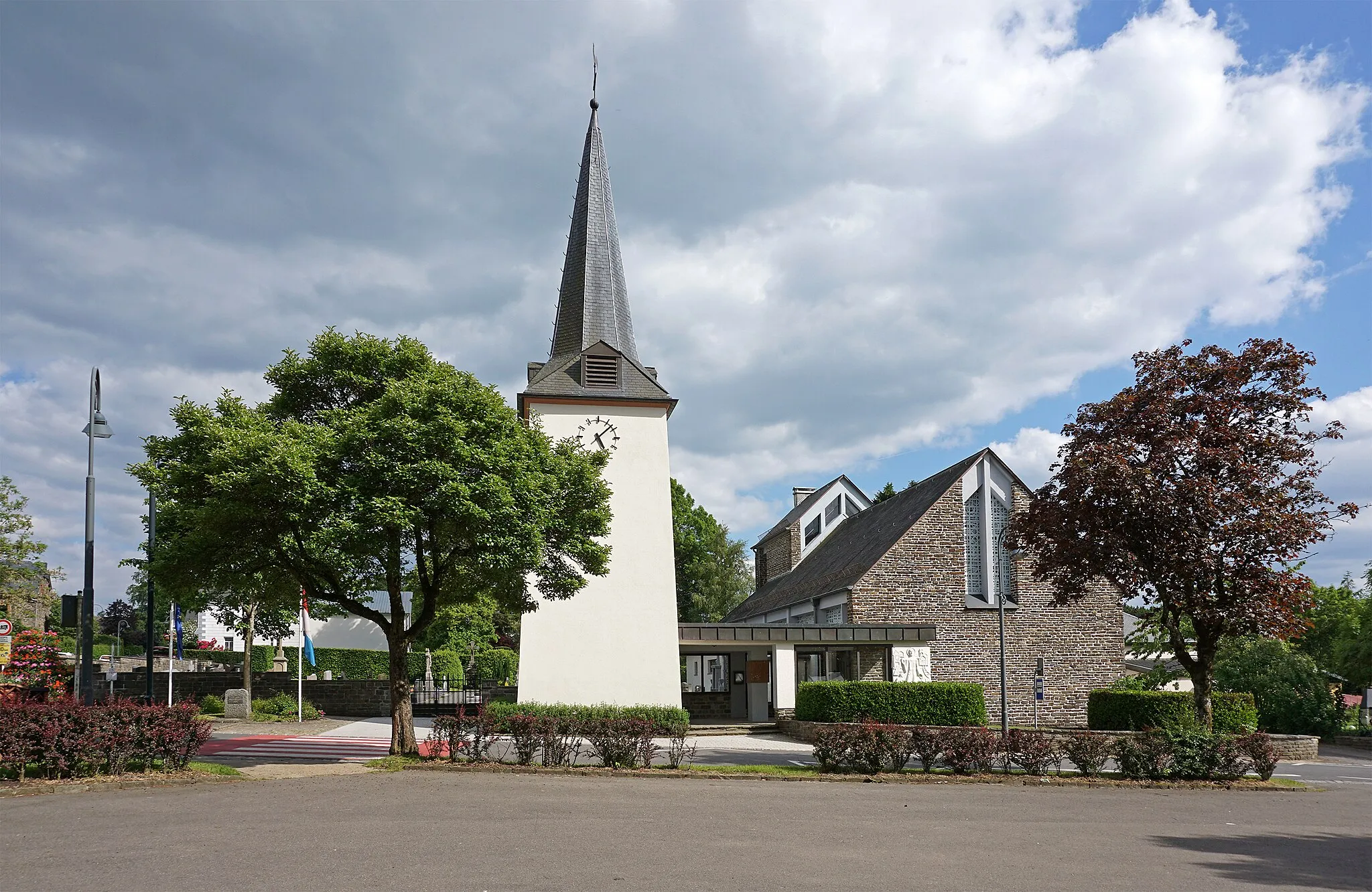 Photo showing: Church in Huldange
