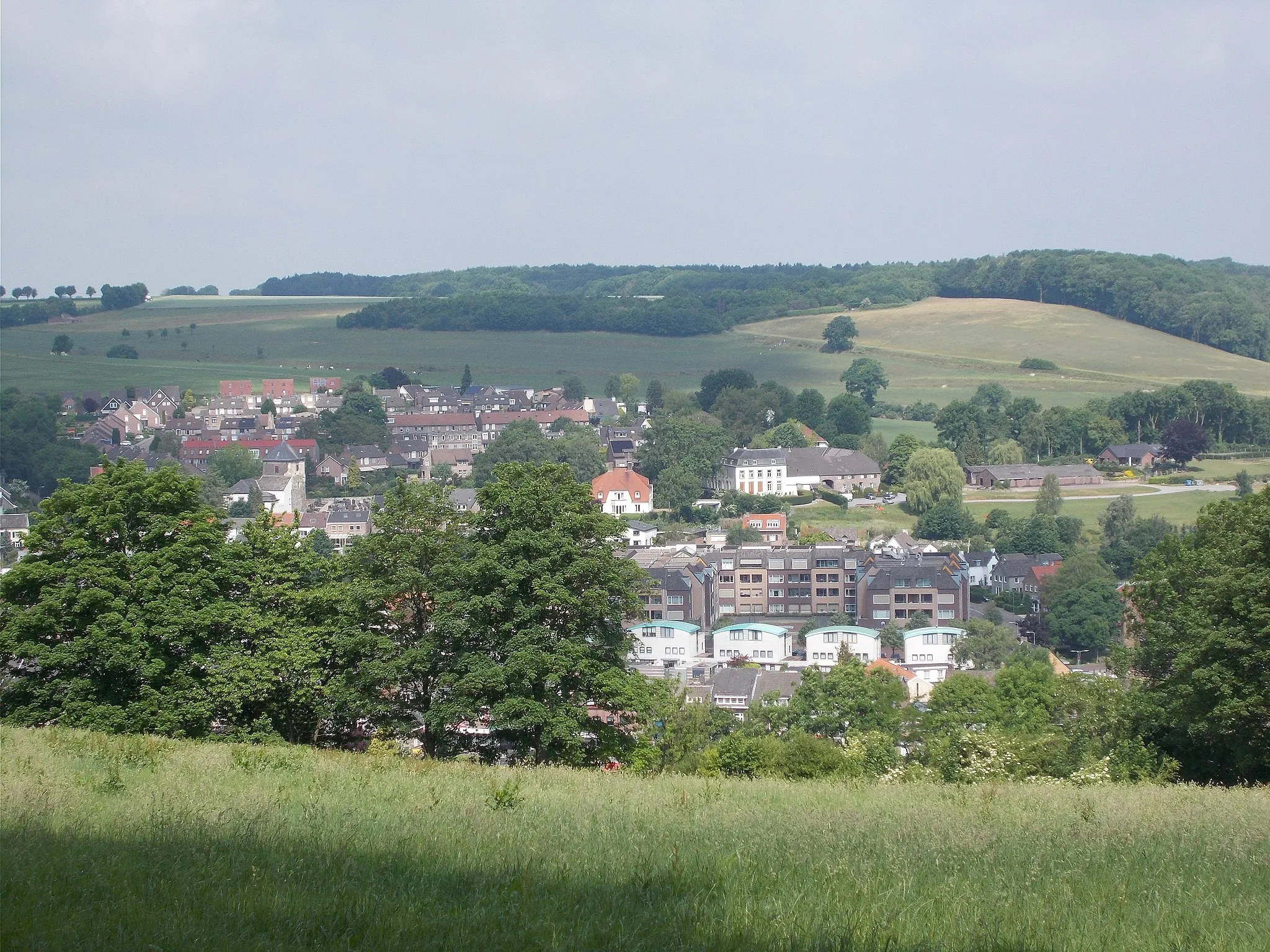 Photo showing: Uitzicht op Gulpen vanaf de Gulperberg