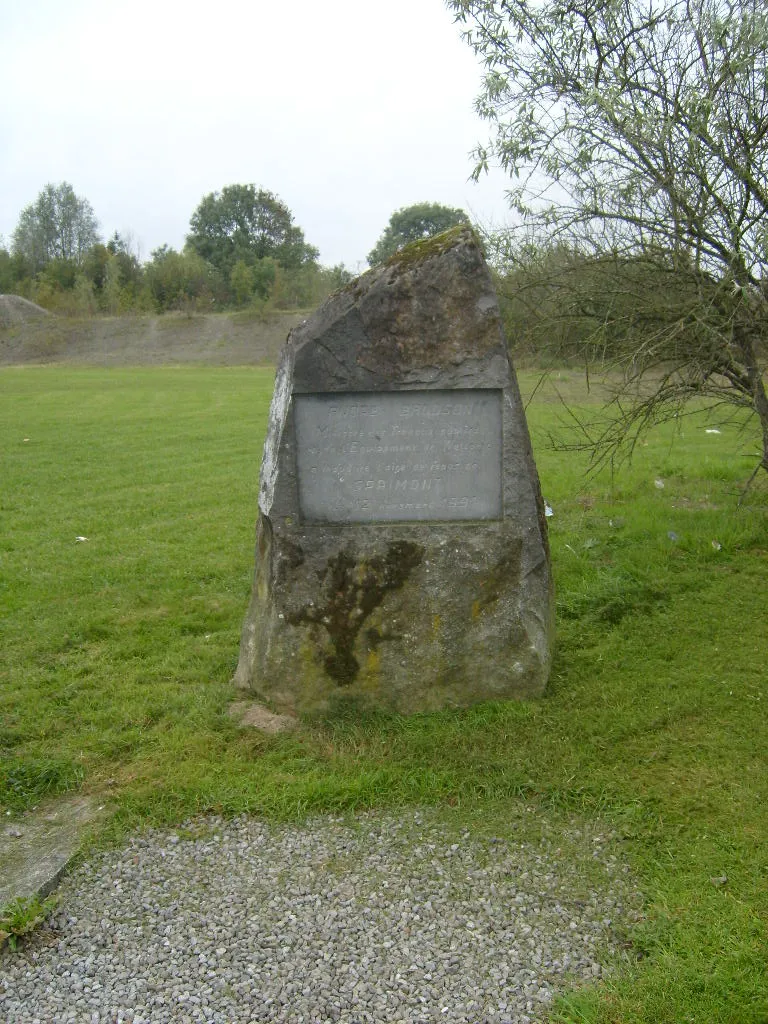 Photo showing: Monument bij wegrestaurant in Sprimont.