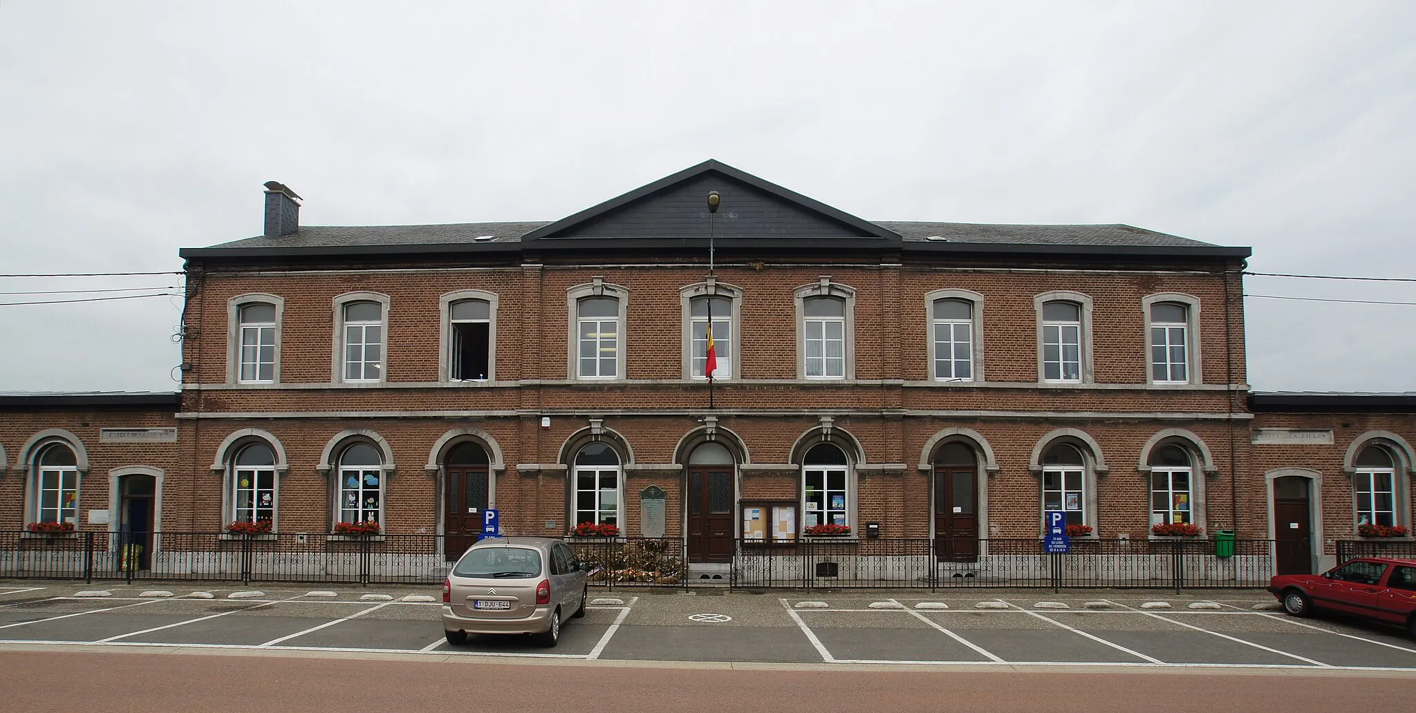 Photo showing: Homburg, Belgium: The school
