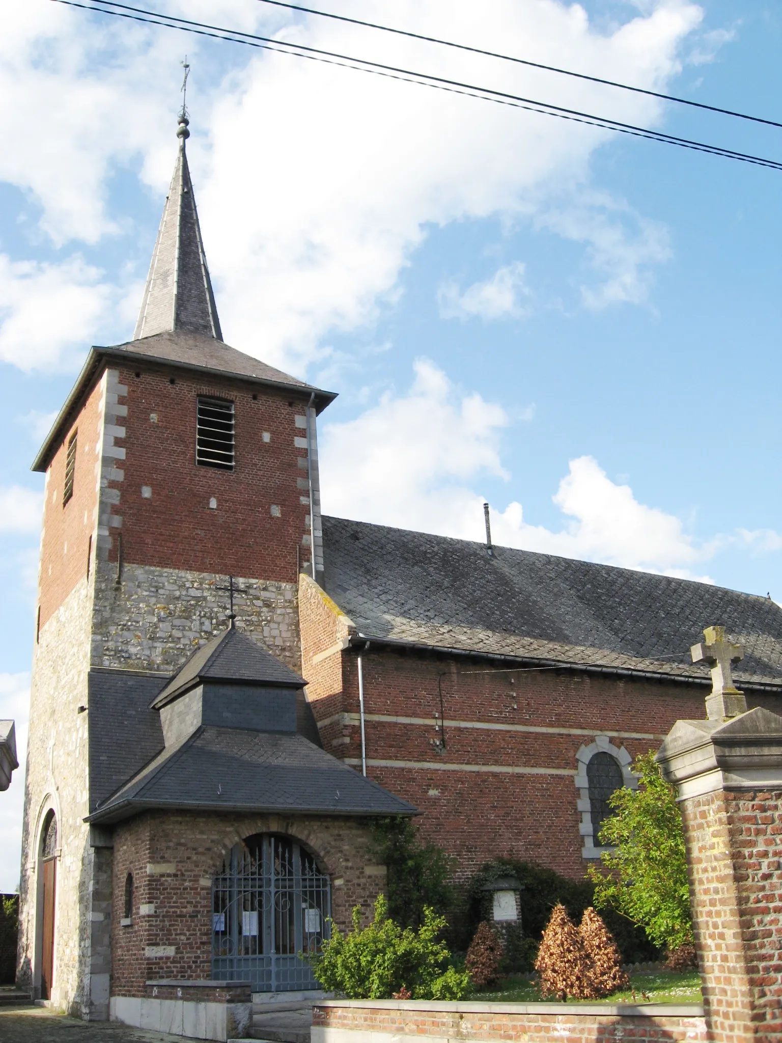 Photo showing: Church of Our Lady in Bergilers, Oreye, Liège, Belgium