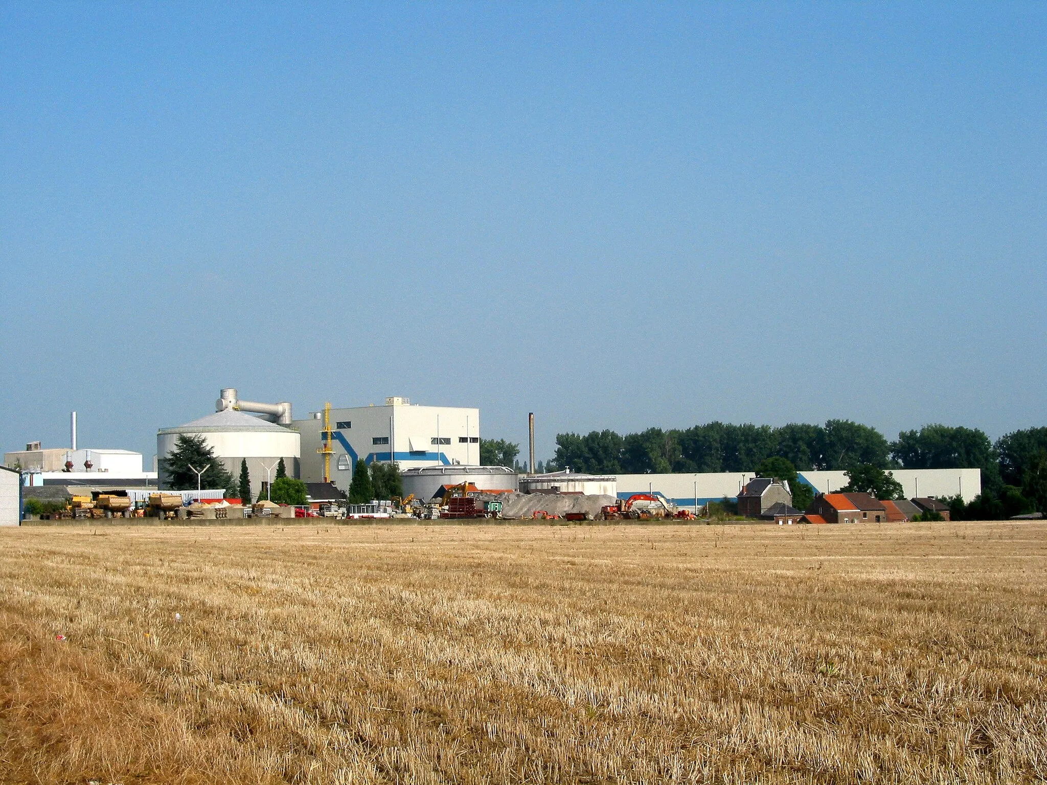 Photo showing: Oreye (Belgium), the "Notre-Dame" sugar factory (refinery).