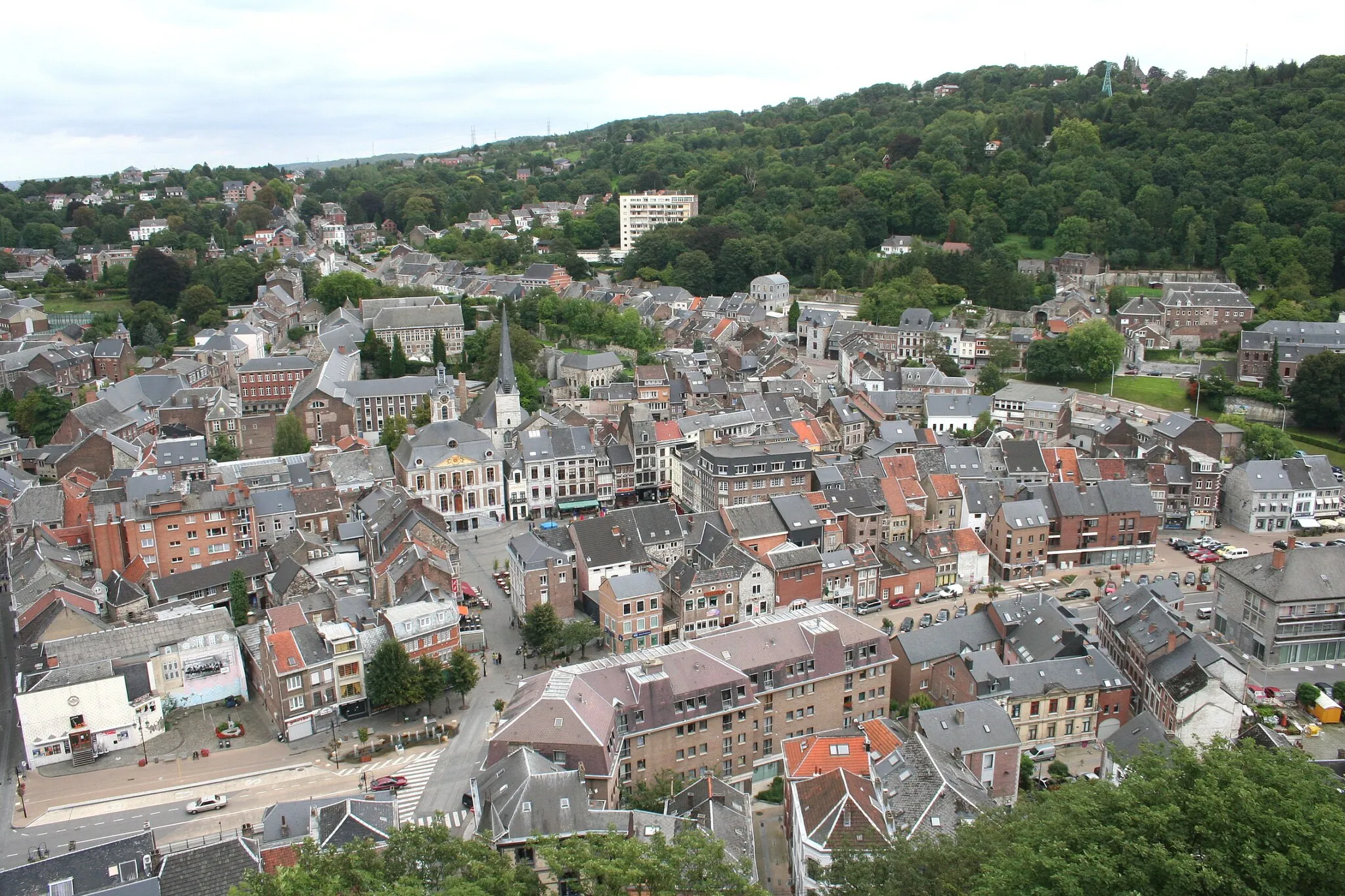 Photo showing: Huy (Belgium), The old city.