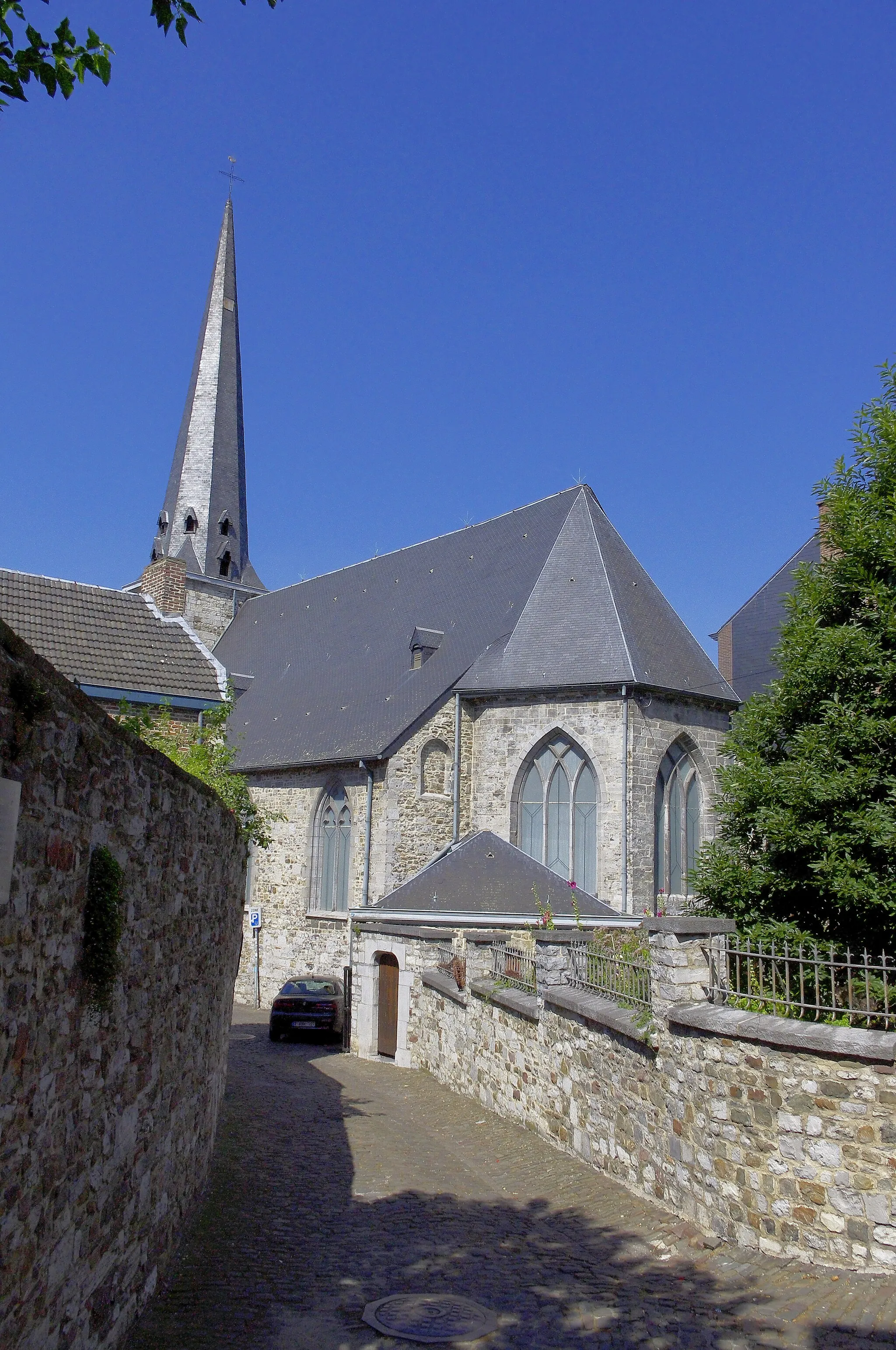 Photo showing: Huy - St Mengold depuis la rue de la Cloche