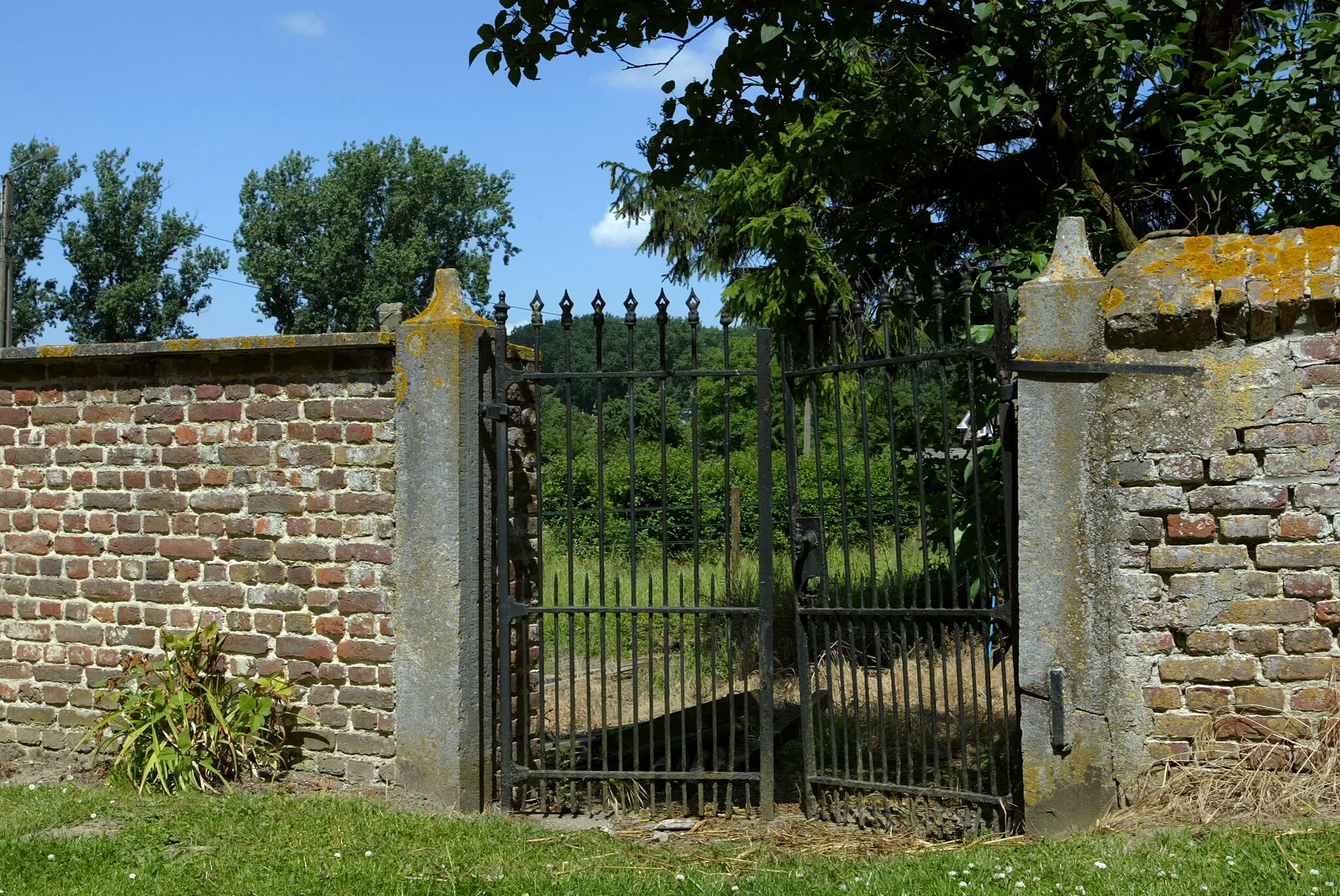 Photo showing: Het moestuinhek van de hoeve Naveau