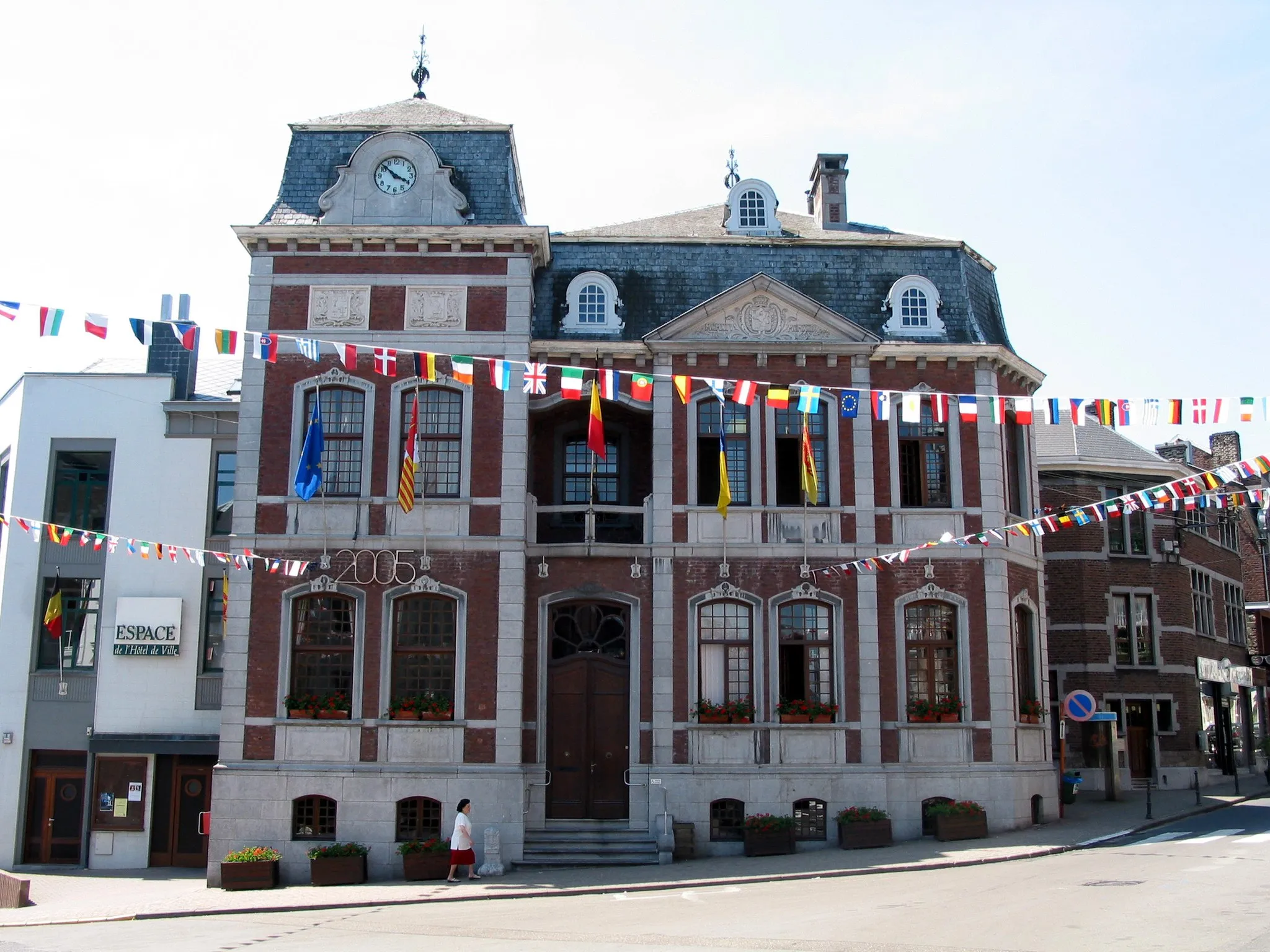 Photo showing: Herve (Belgium), ), the town hall (1929).